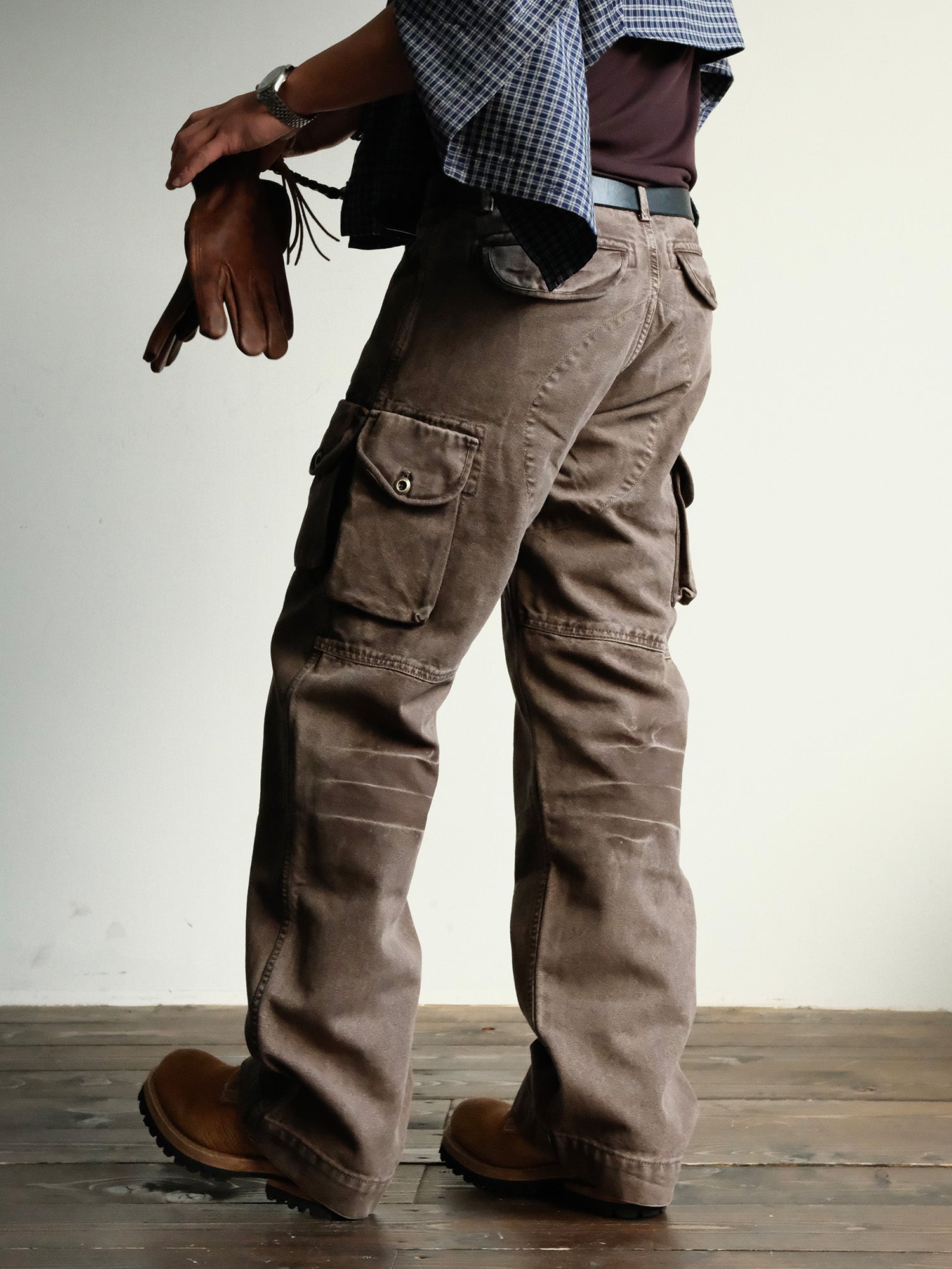 NEIGBORL Washed Multi-Pocket Gradient Cargo Pants, premium urban and streetwear designers apparel on PROJECTISR.com, NEIGBORL