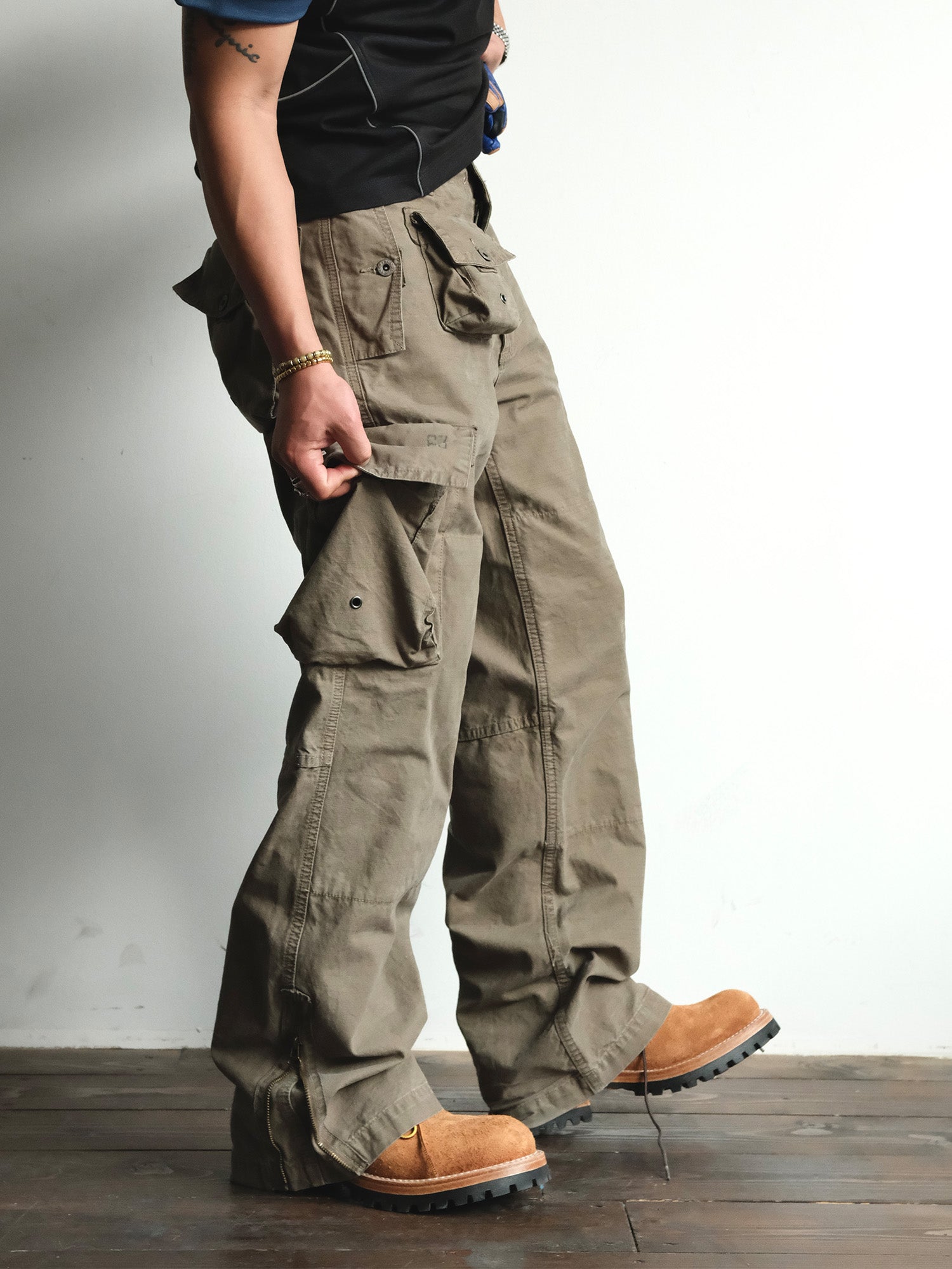 NEIGBORL Washed Distressed Multi-Pocket Cargo Pants, premium urban and streetwear designers apparel on PROJECTISR.com, NEIGBORL