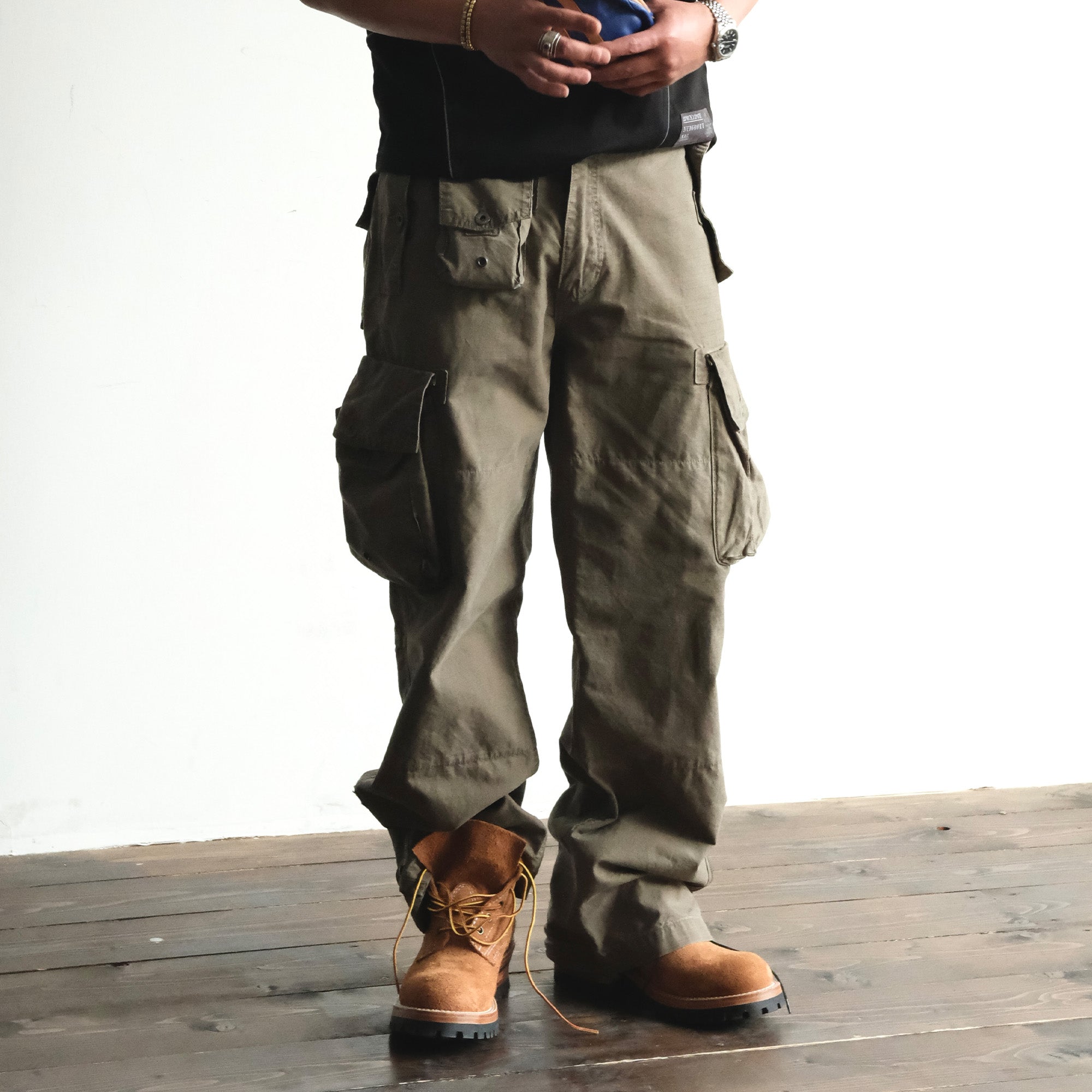 NEIGBORL Washed Distressed Multi-Pocket Cargo Pants, premium urban and streetwear designers apparel on PROJECTISR.com, NEIGBORL