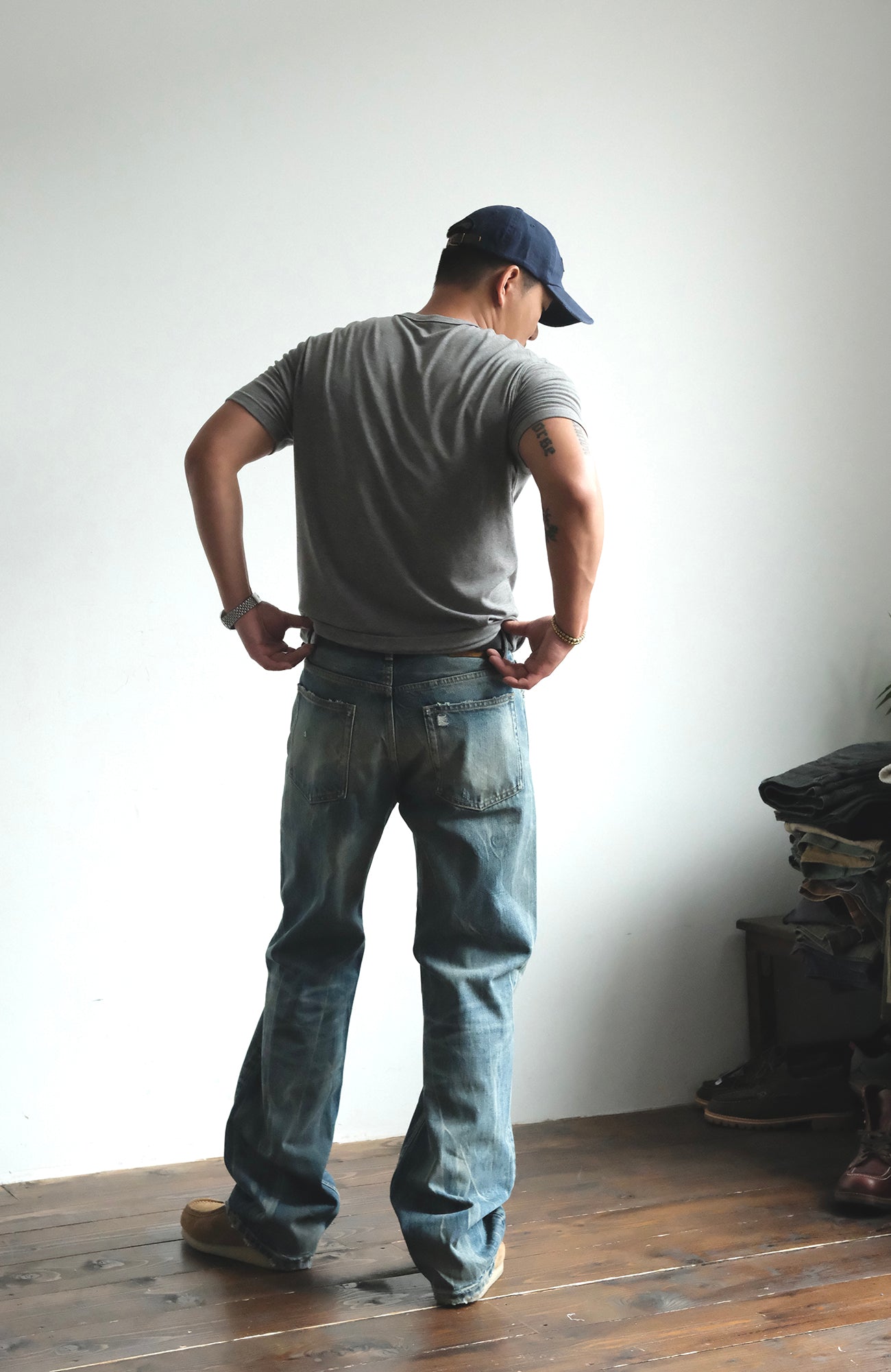 NEIGBORL Wash Distressed Loose-Fit Jeans Blue, premium urban and streetwear designers apparel on PROJECTISR.com, NEIGBORL