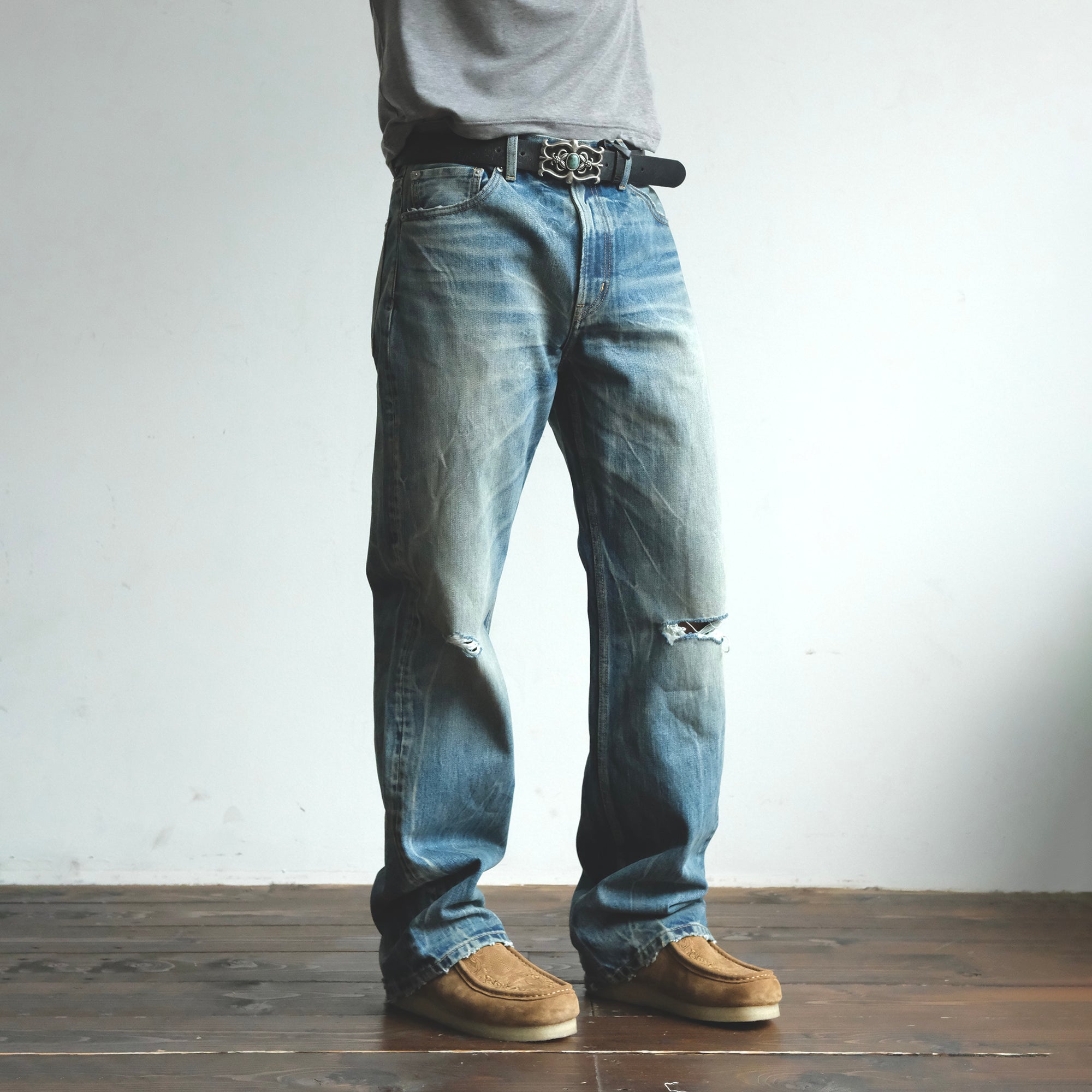 NEIGBORL Wash Distressed Loose-Fit Jeans Blue, premium urban and streetwear designers apparel on PROJECTISR.com, NEIGBORL