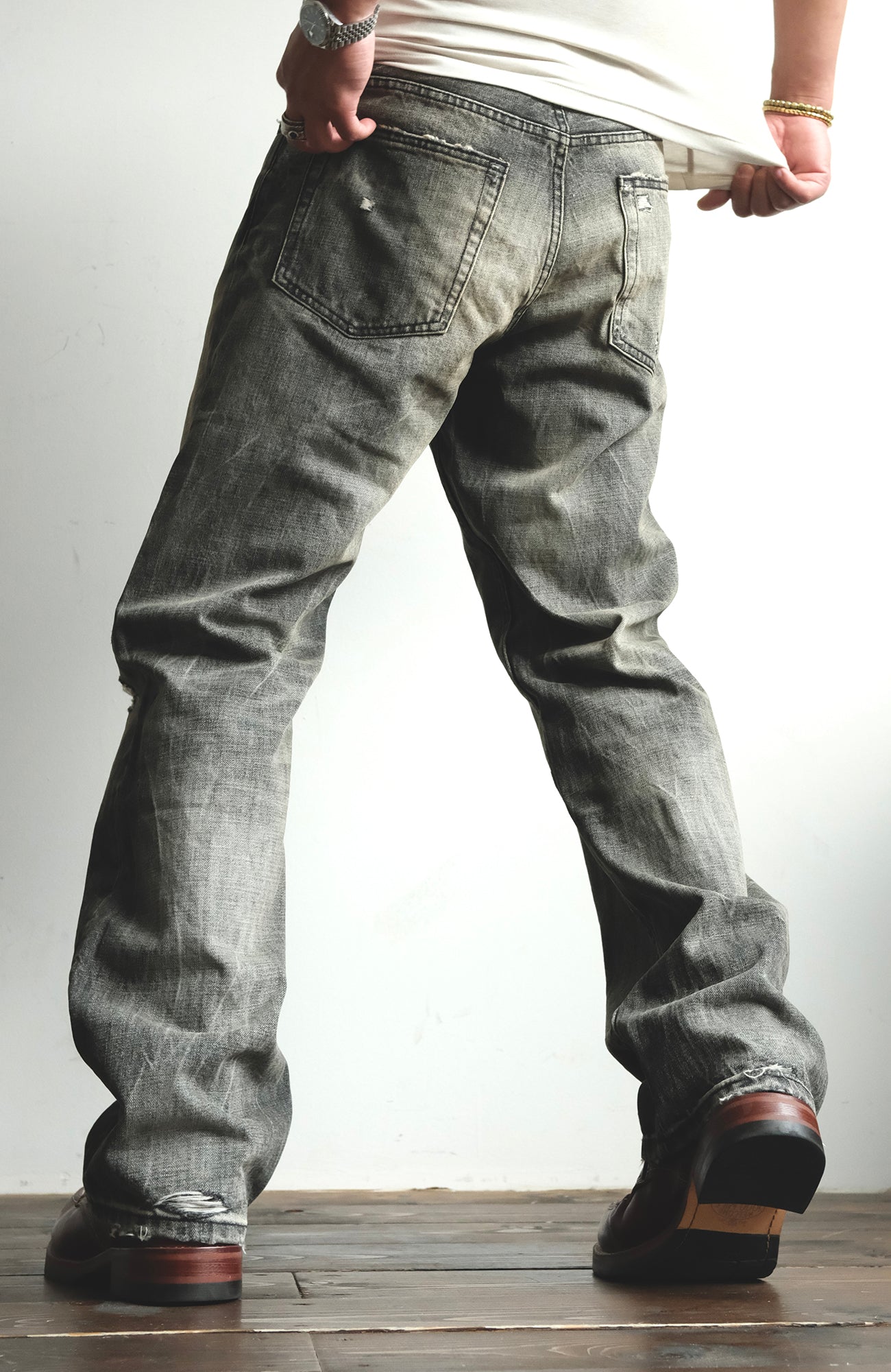 NEIGBORL Wash Distressed Loose-Fit Jeans Black, premium urban and streetwear designers apparel on PROJECTISR.com, NEIGBORL