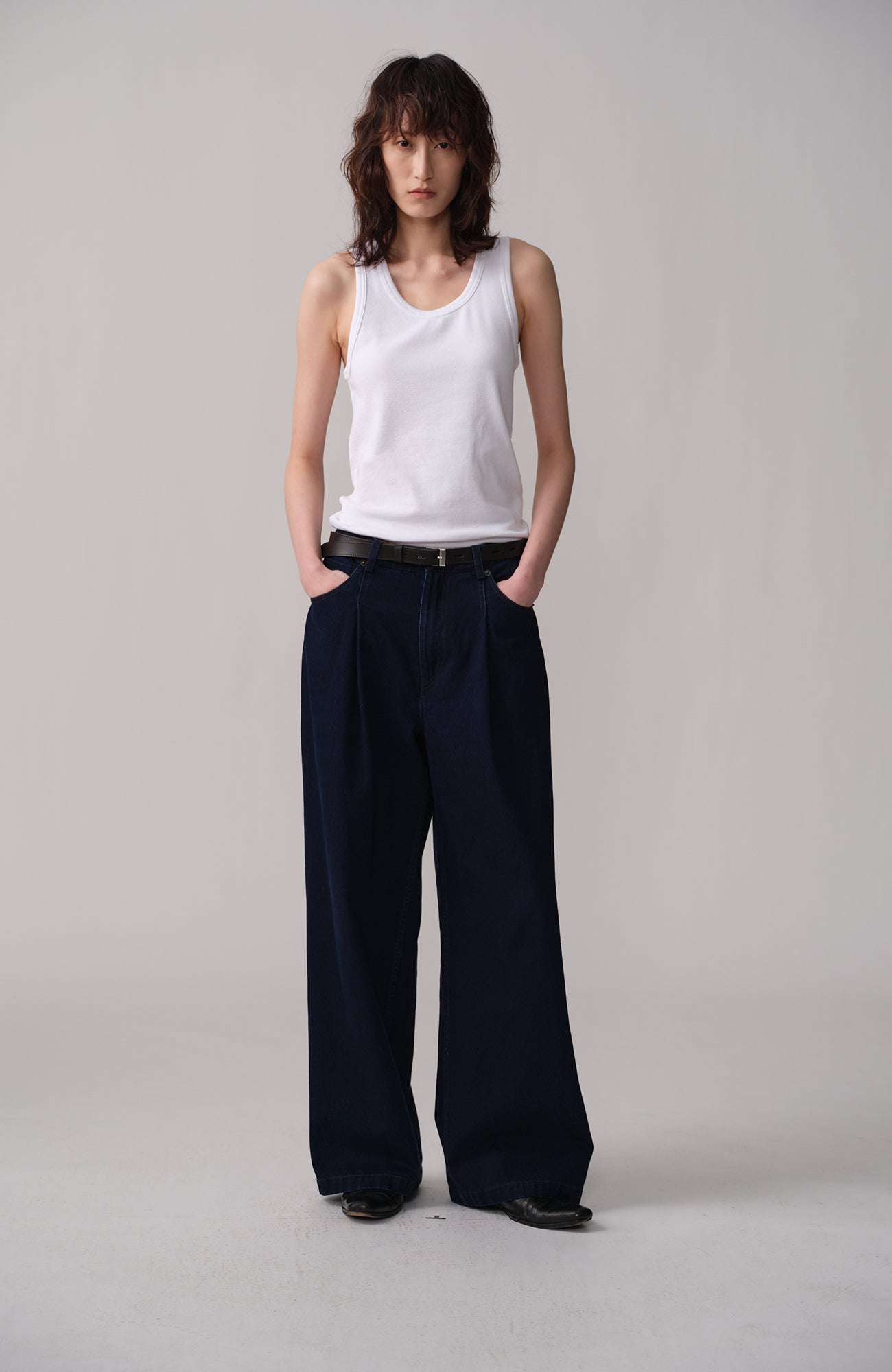 OPICLOTH Washed Indigo Pleated Jeans