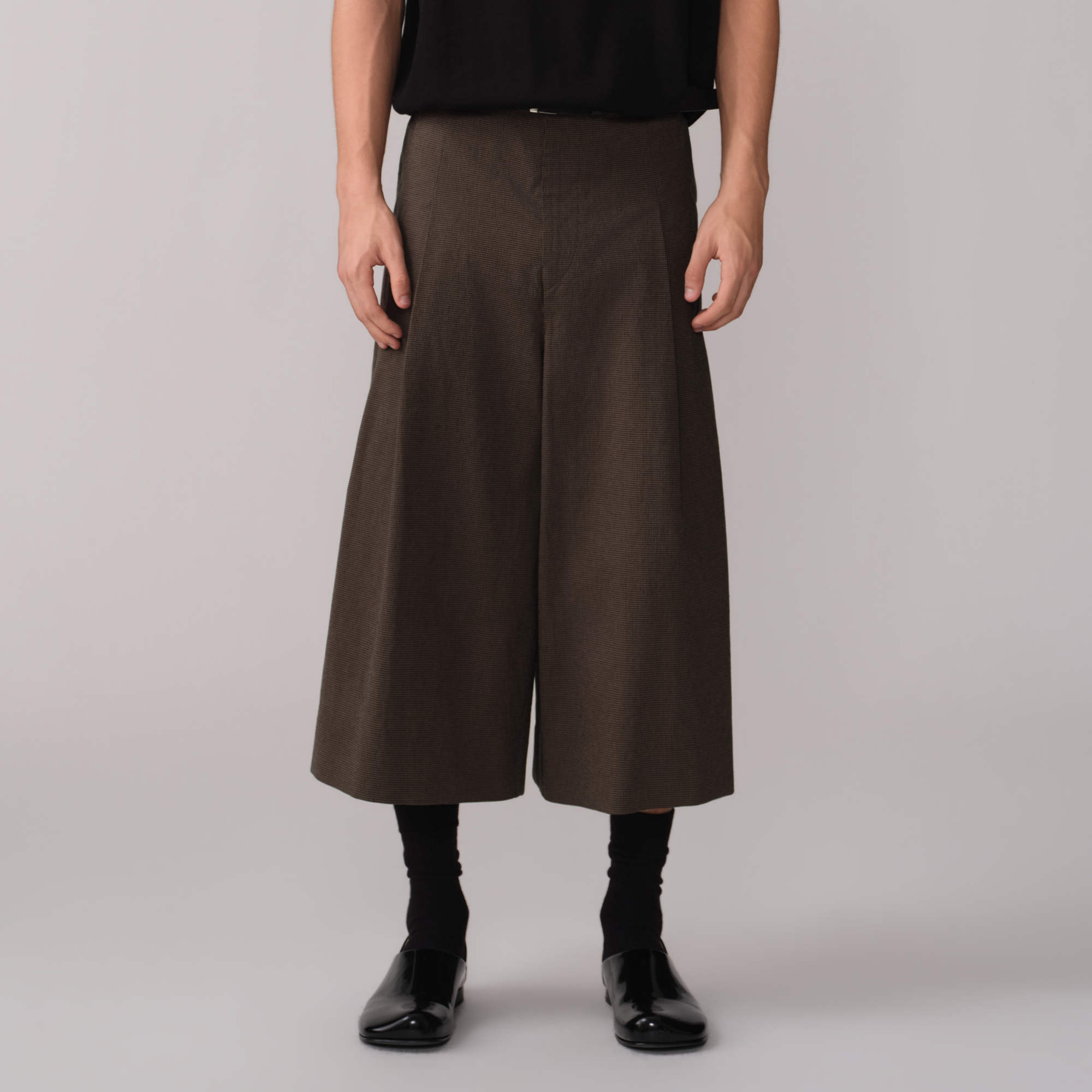 OPICLOTH Retro Houndstooth Pleated Culotte Shorts, premium urban and streetwear designers apparel on PROJECTISR.com, OPICLOTH