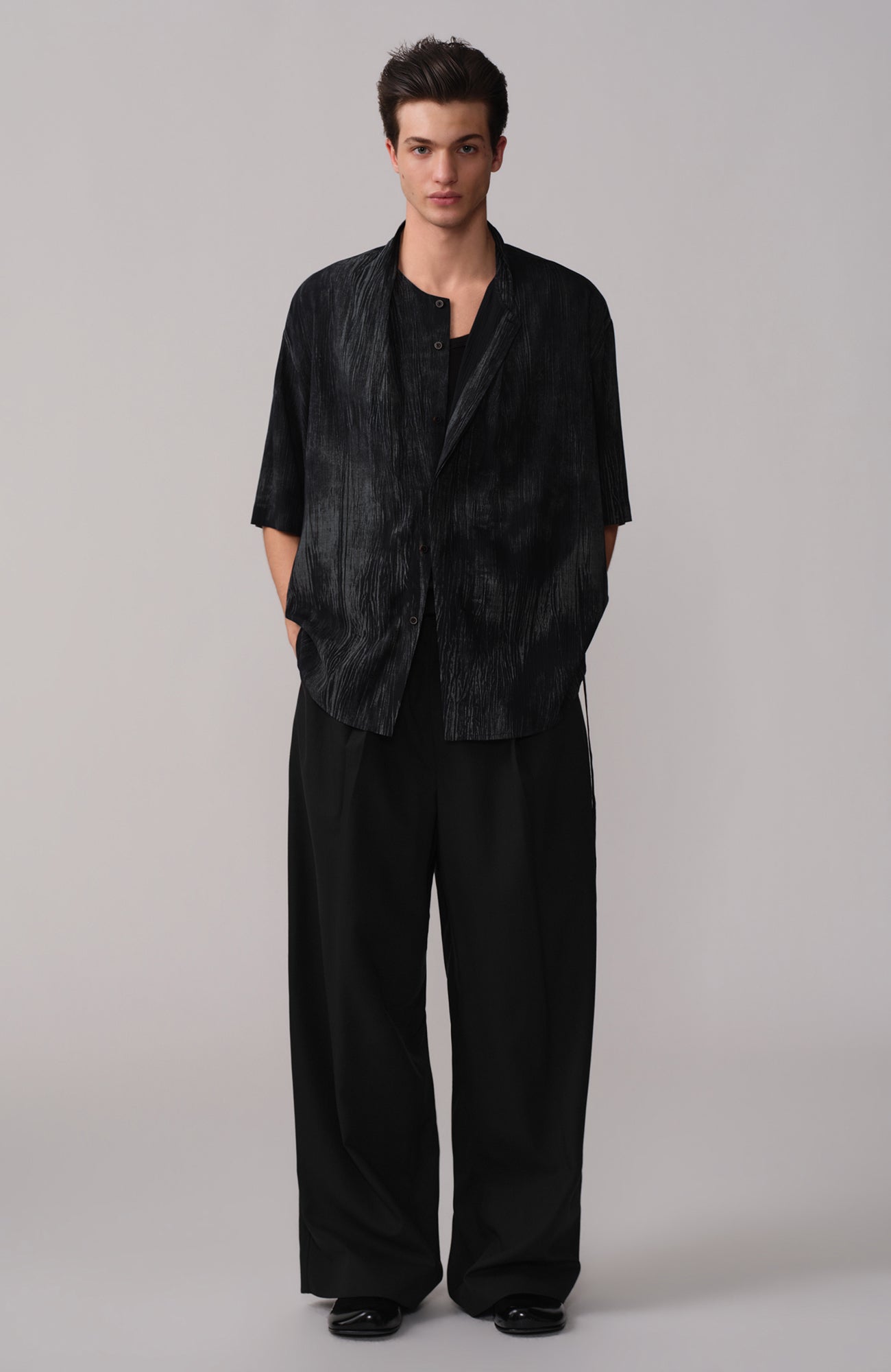 OPICLOTH Crinkled Draped Half Shirt