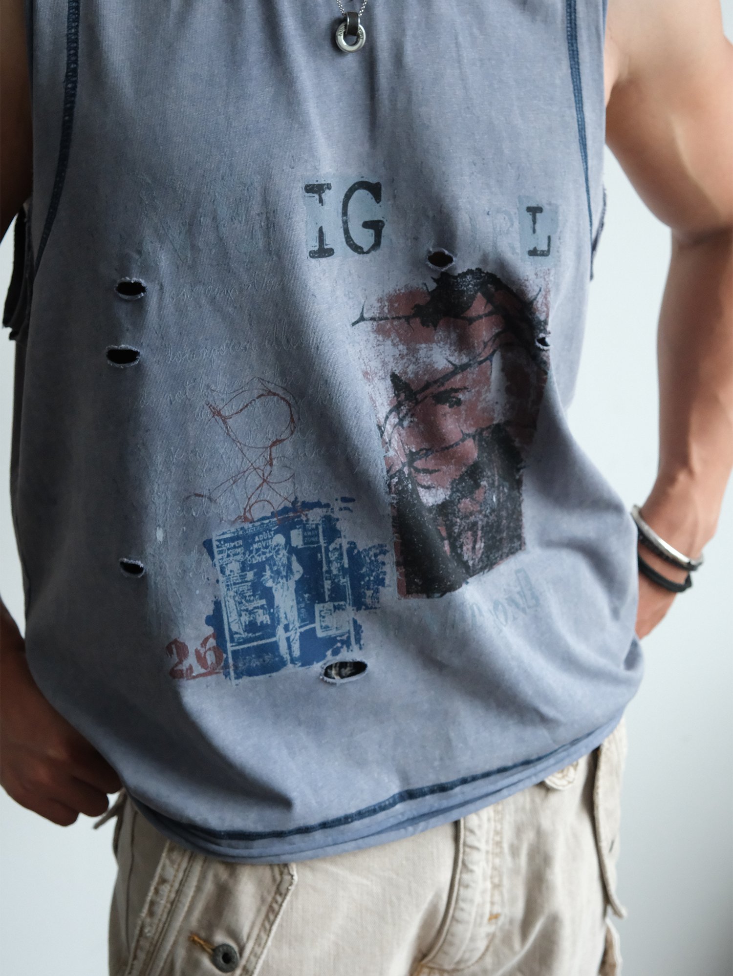 NEIGBORL Distressed Washed Graphic Tank Top