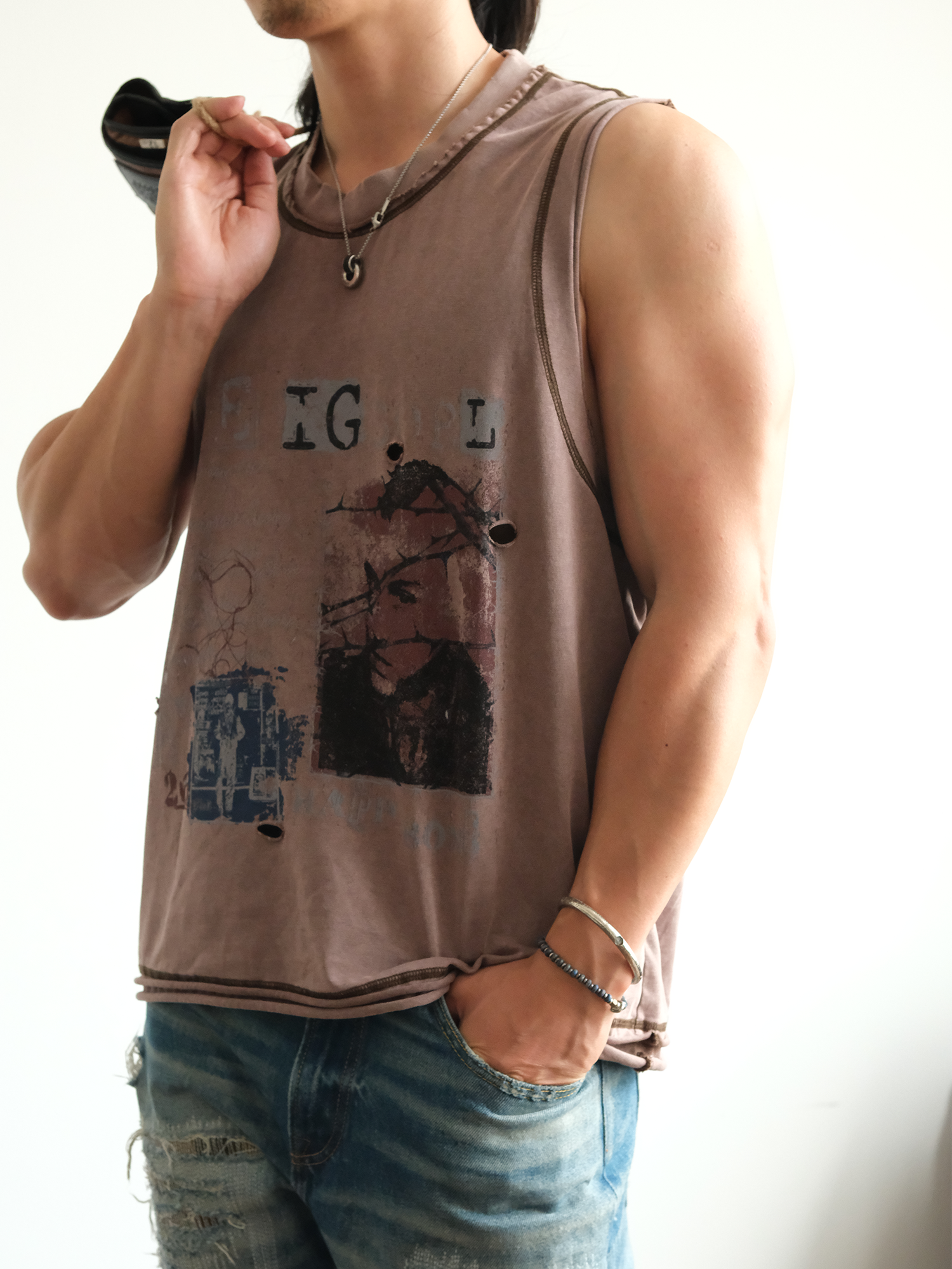 NEIGBORL Distressed Washed Graphic Tank Top