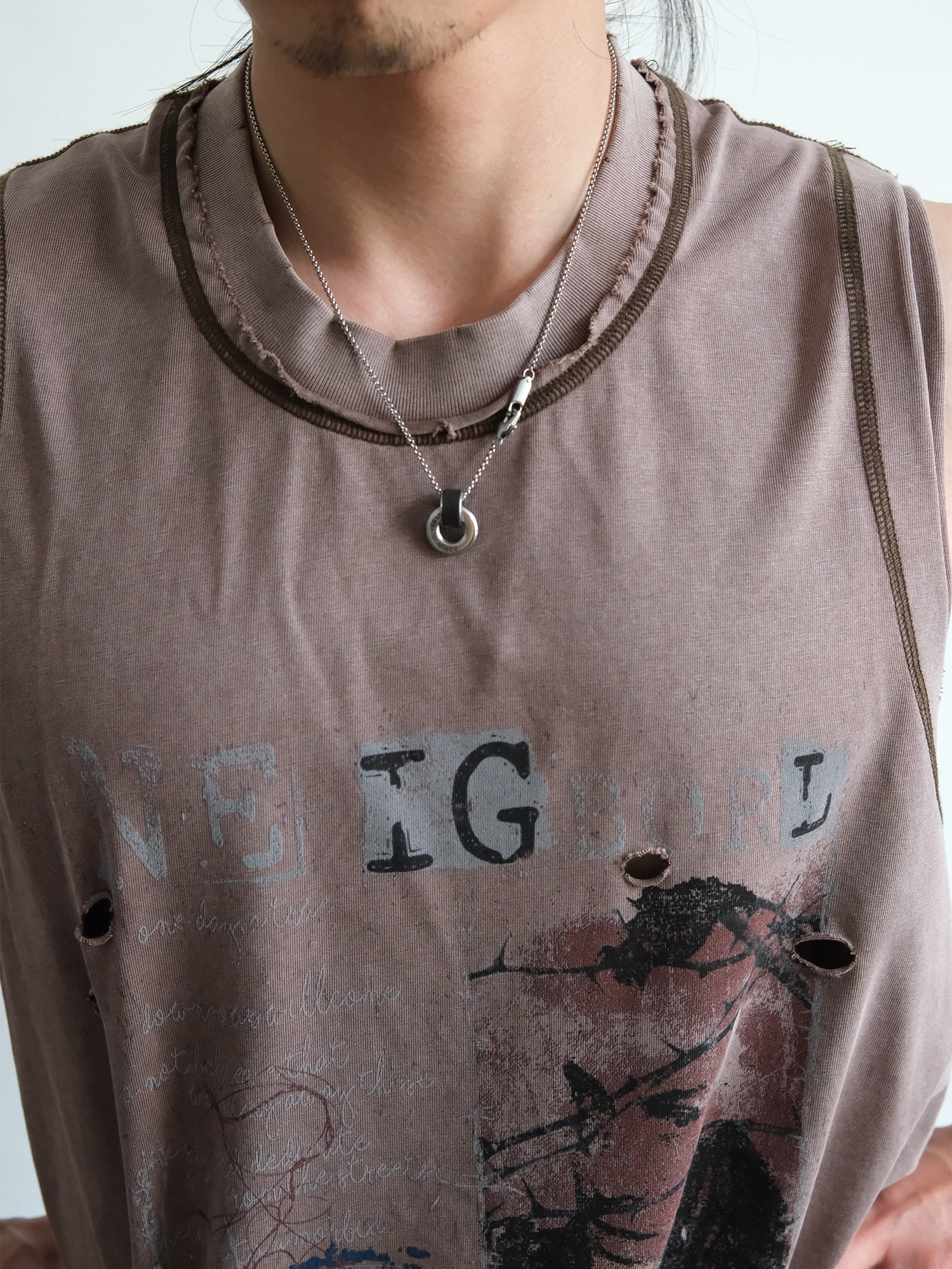 NEIGBORL Distressed Washed Graphic Tank Top