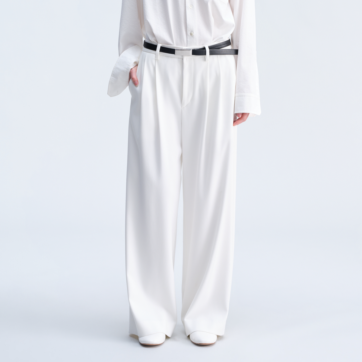 OPICLOTH Classic Pleated Wide-Leg Trousers