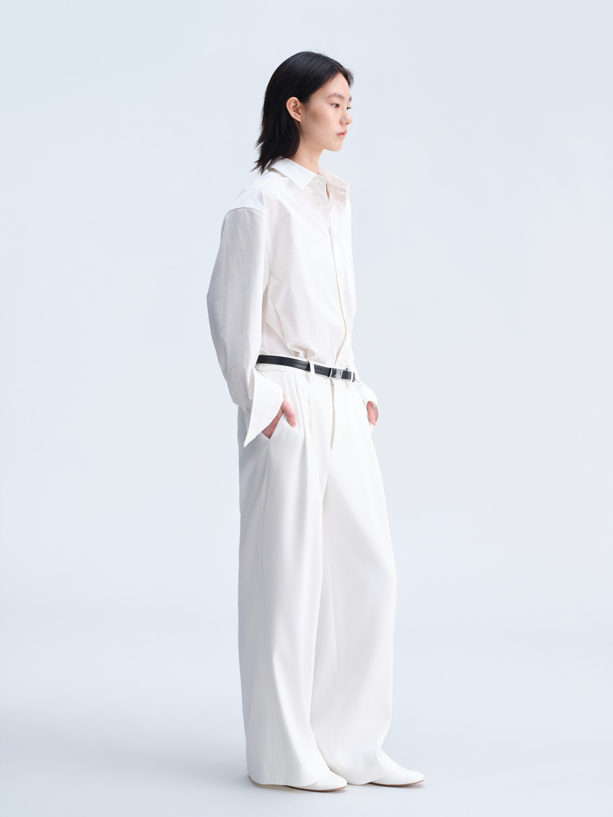 OPICLOTH Classic Pleated Wide-Leg Trousers