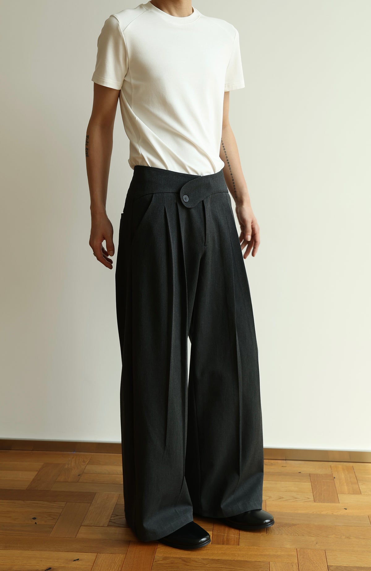 OKAYTHXBYE Pleated Wide-Leg Trousers