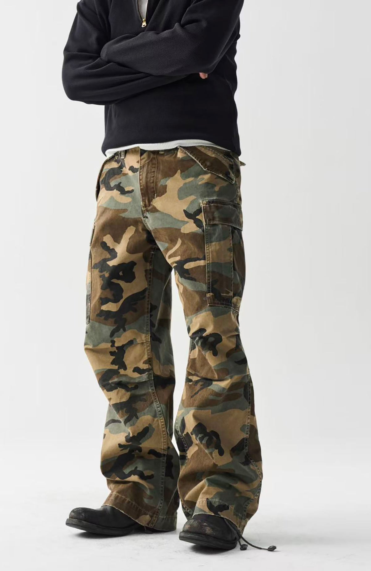 NEIGBORL Retro Camo Multi-Pocket Straight-Leg Cargo Pants