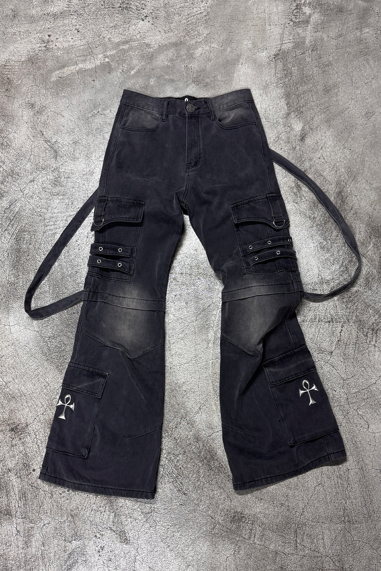 ANTI WAR REVIVAL Distressed Strap Multi-Pocket Wide-Leg Jeans