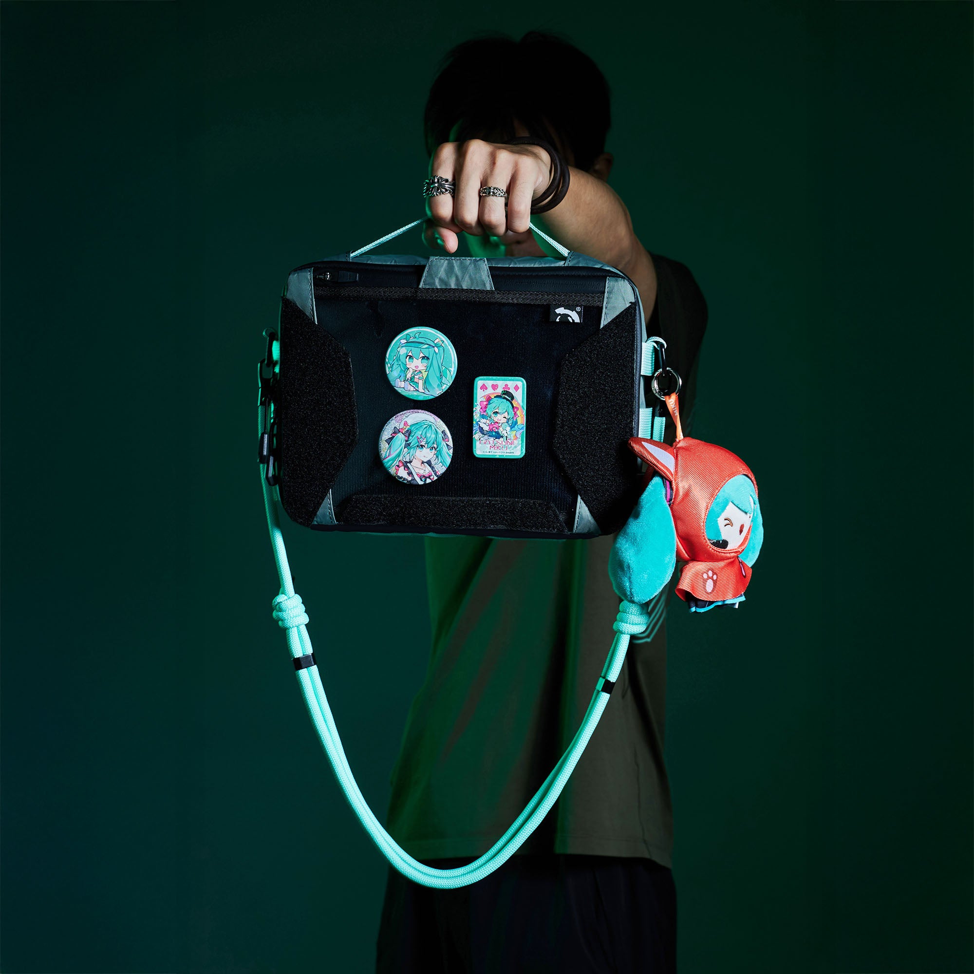 OVERCLOCK ROAM Utility Tablet Organizer, premium urban and streetwear designers apparel on PROJECTISR.com, OVERCLOCK ROAM