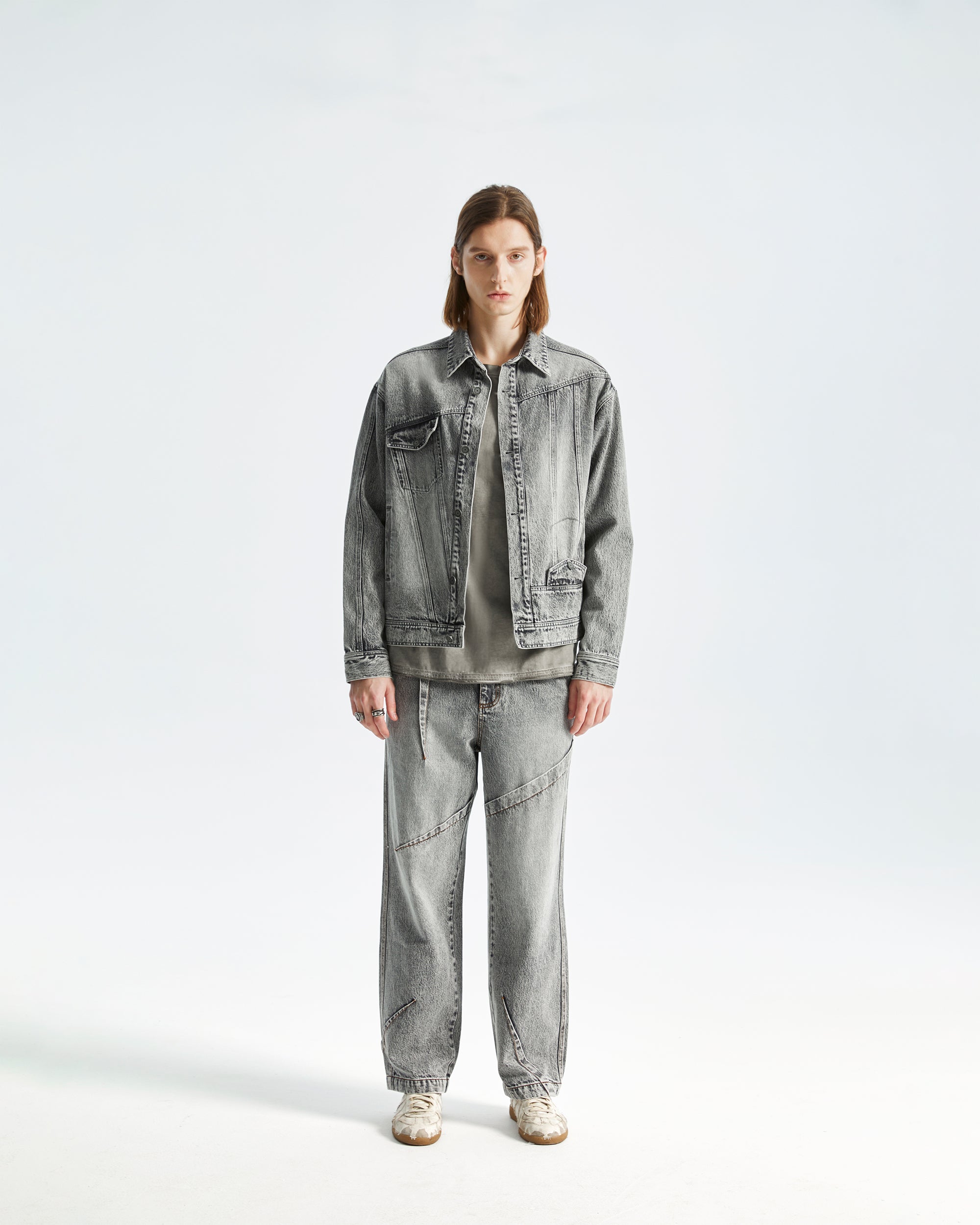 ORGANIC EMOTION Deconstructed Washed Jeans