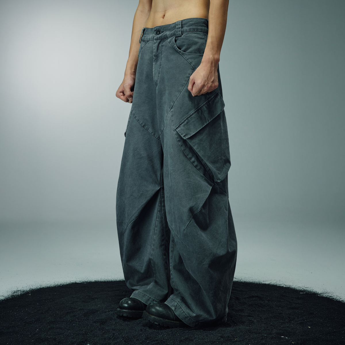 AVINMADE Curved-Blade Paneled Cargo Jeans