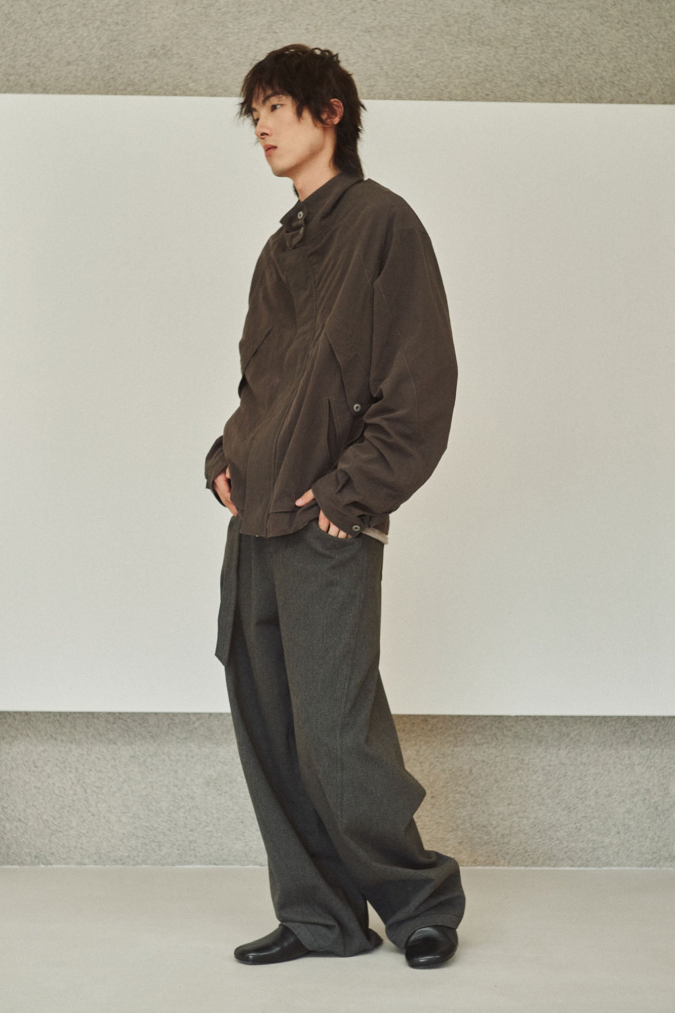 GONGHE REPUB High-Neck Elastic Hem Utility Blouson