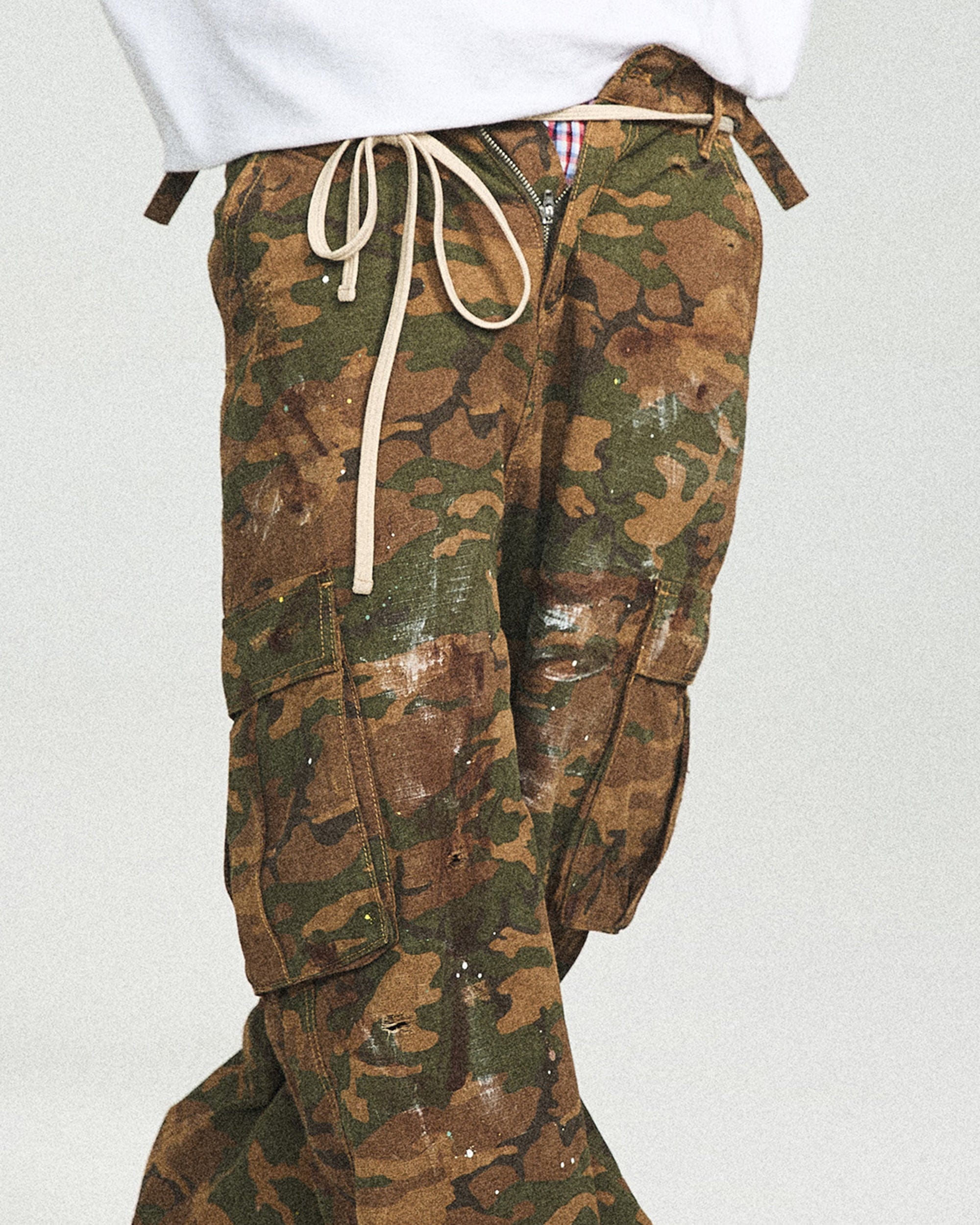 STEEPC Ink-Splashed Camo Cargo Pants Green