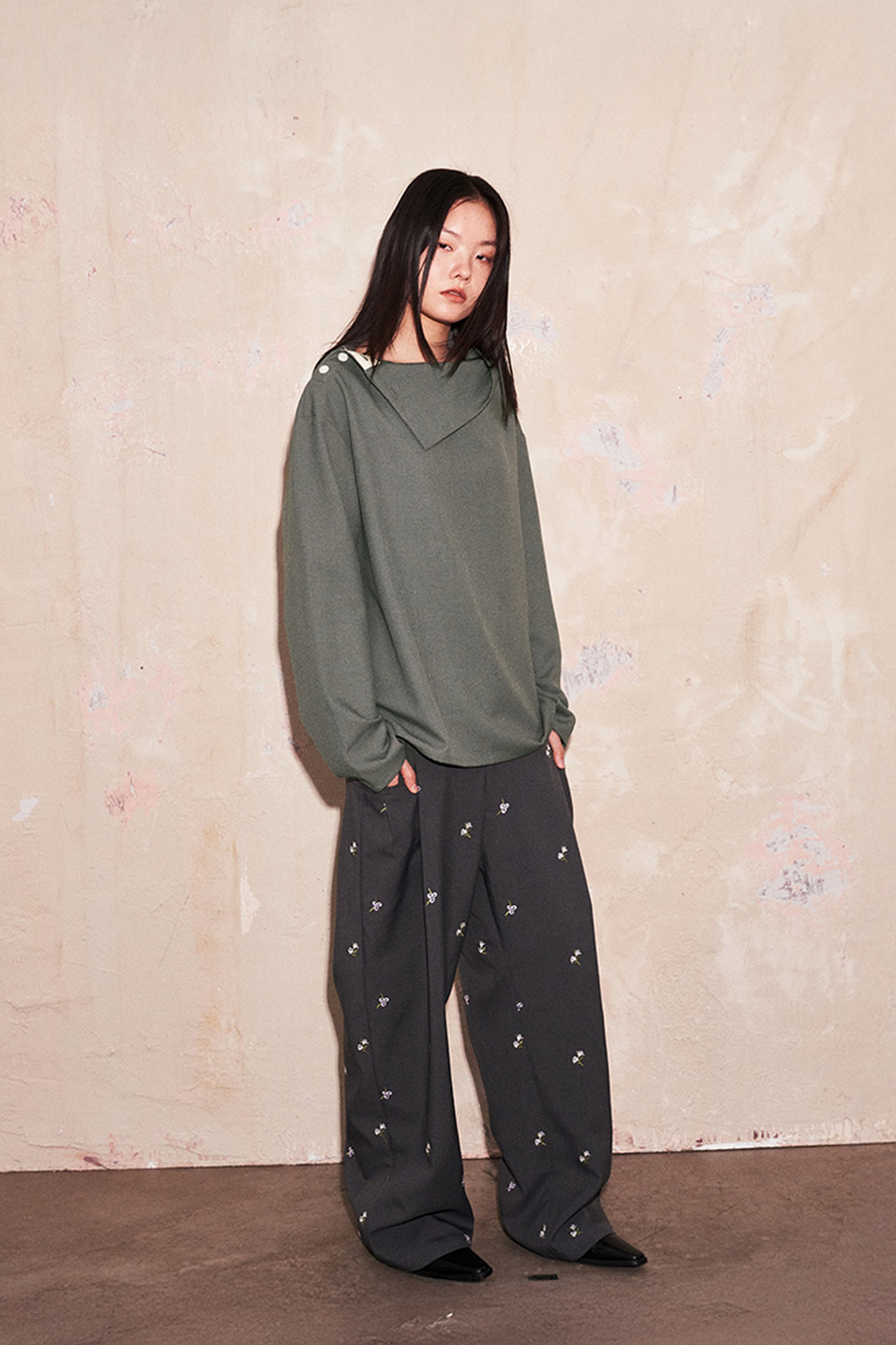SAME FLOW Essential Asym Cowl Collar Drape Pullover