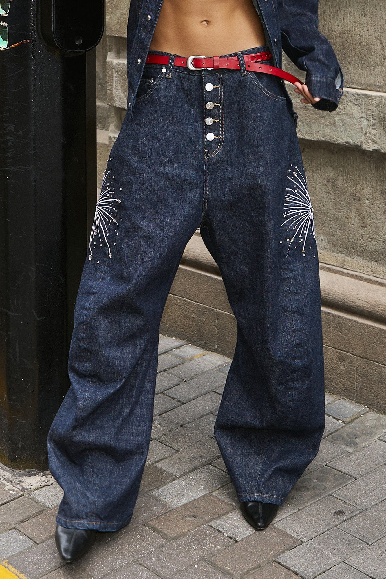 STEEPC Firework Embroidered Rhinestone Curved Raw Jeans
