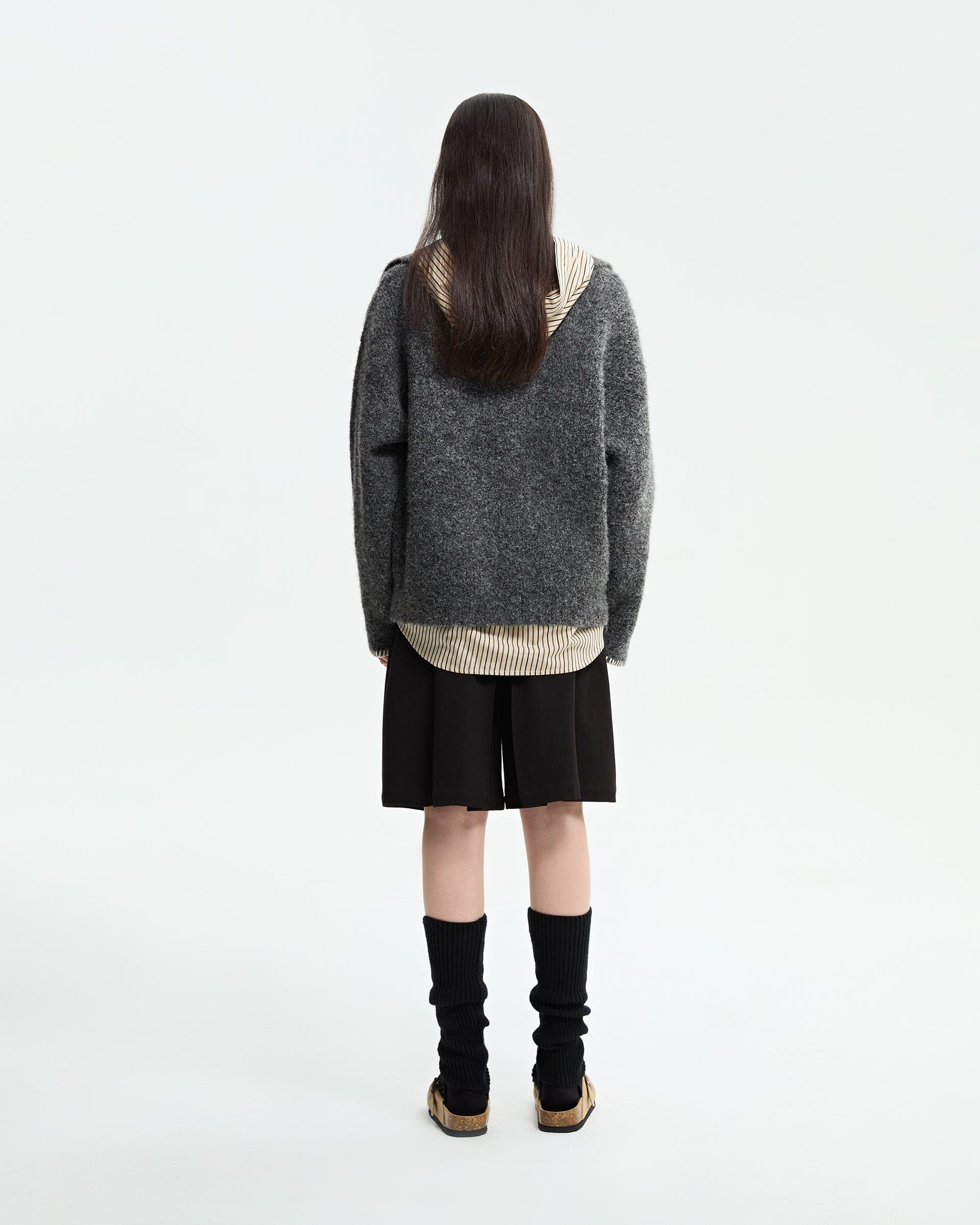 ORGANIC EMOTION Stitches V-neck Oversized Sweater