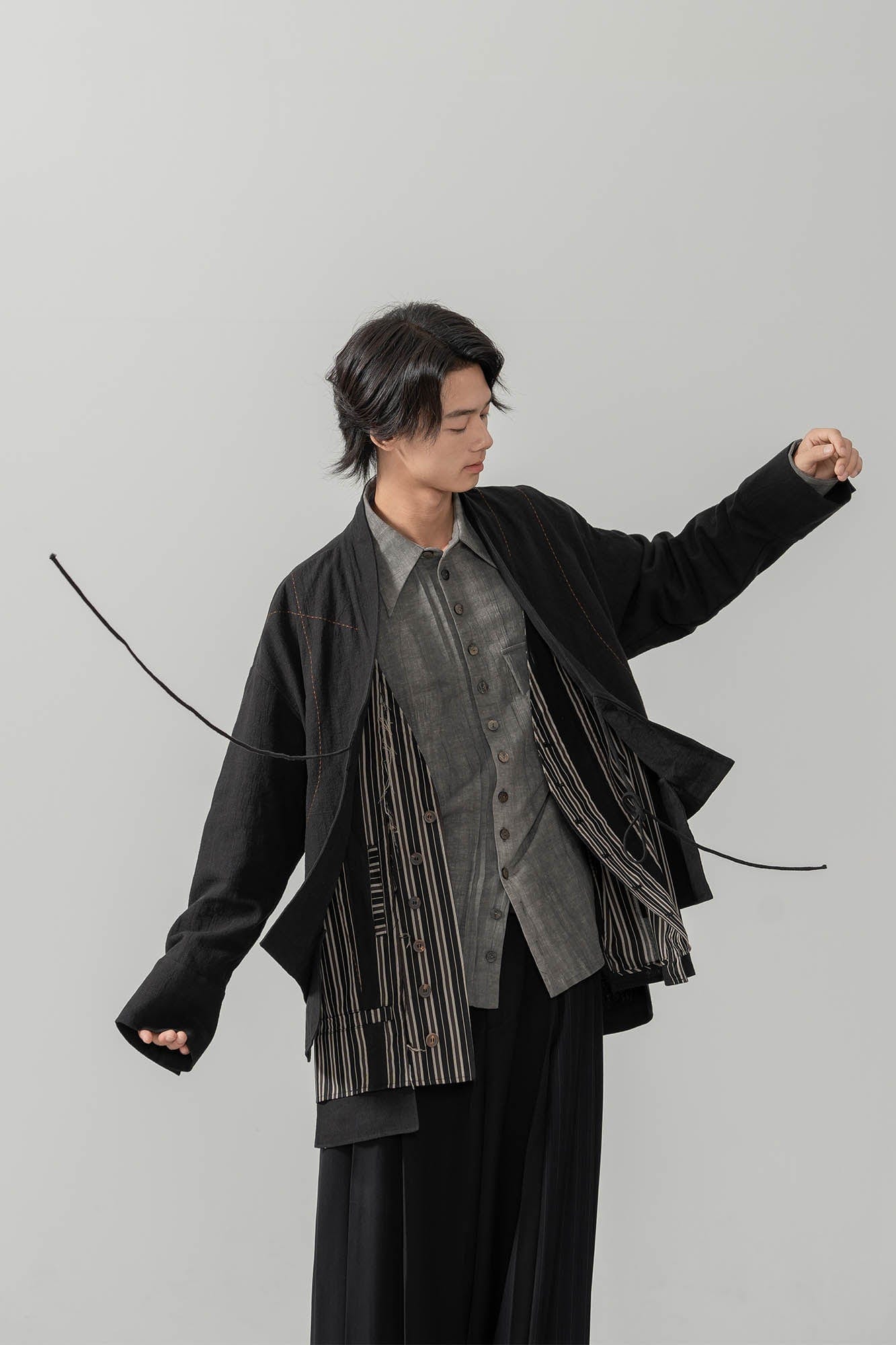 MOITIEDEPETALE Striped Layered Stitched Daoist Robe