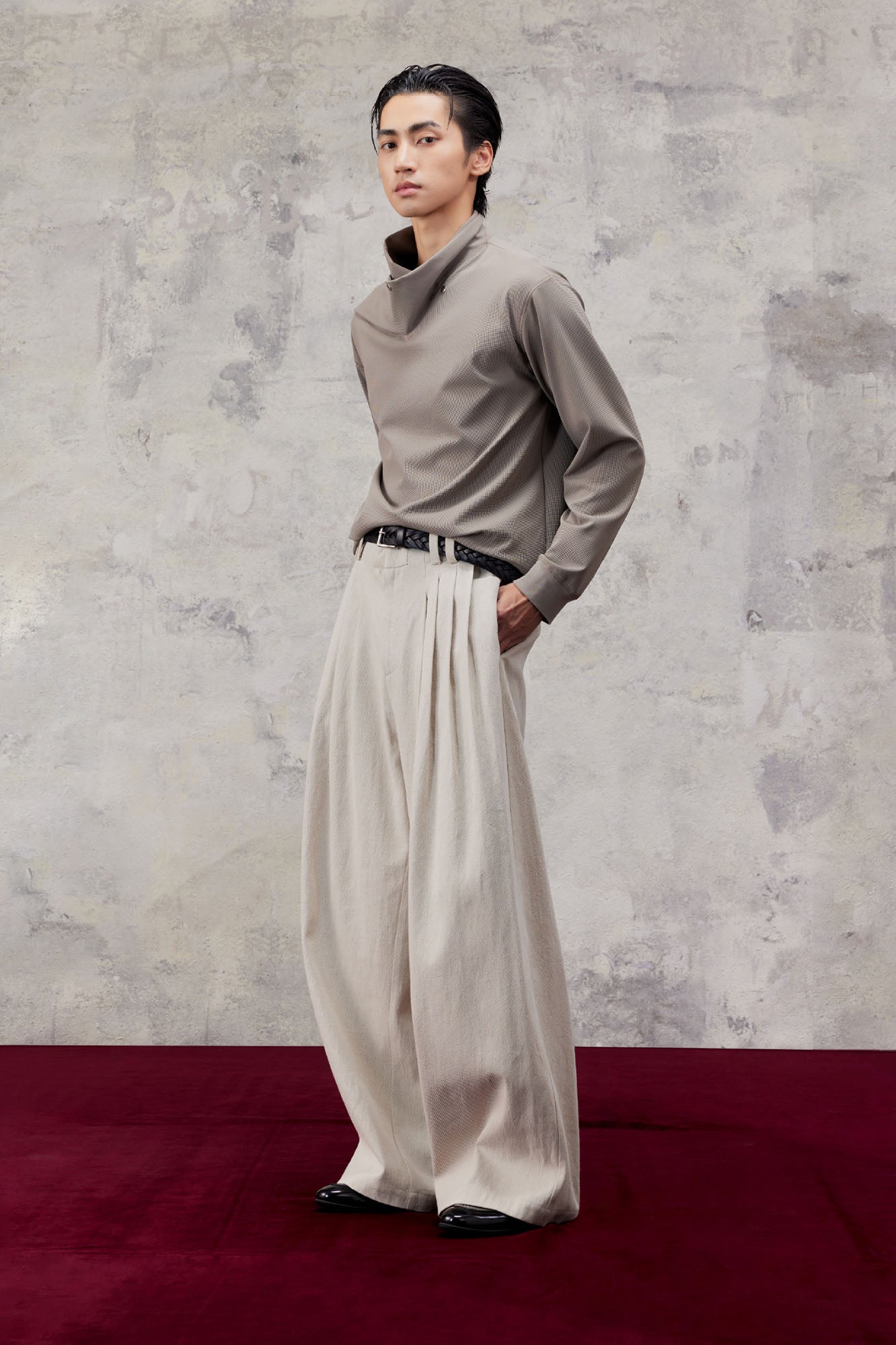 ALVNG AR ANTS Essential Pleats Linen-Blend Wide-Leg Pants, premium urban and streetwear designers apparel on PROJECTISR.com, ALVNG AR ANTS