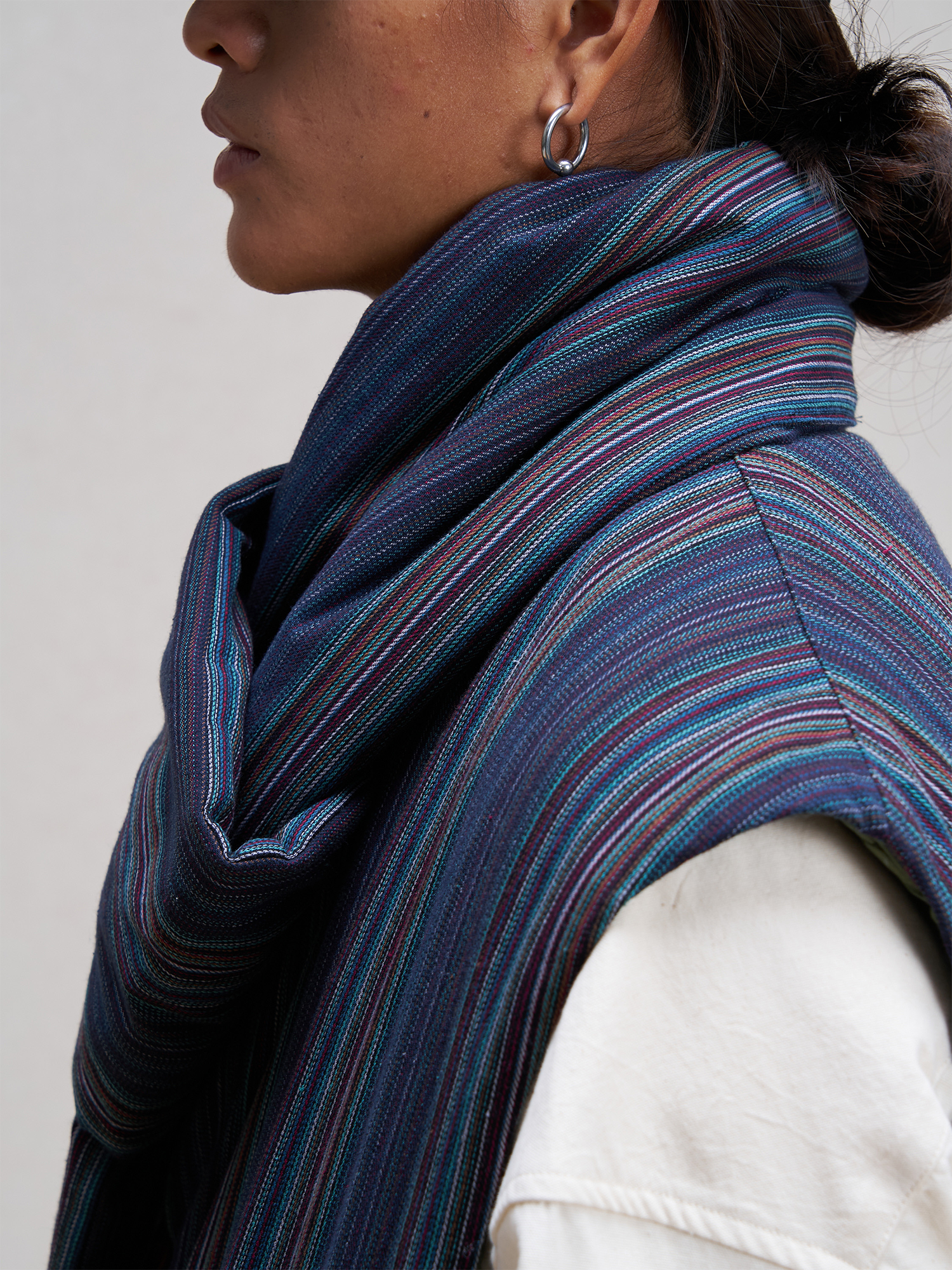 UNLIMITED MOTE Striped Padded Scarf