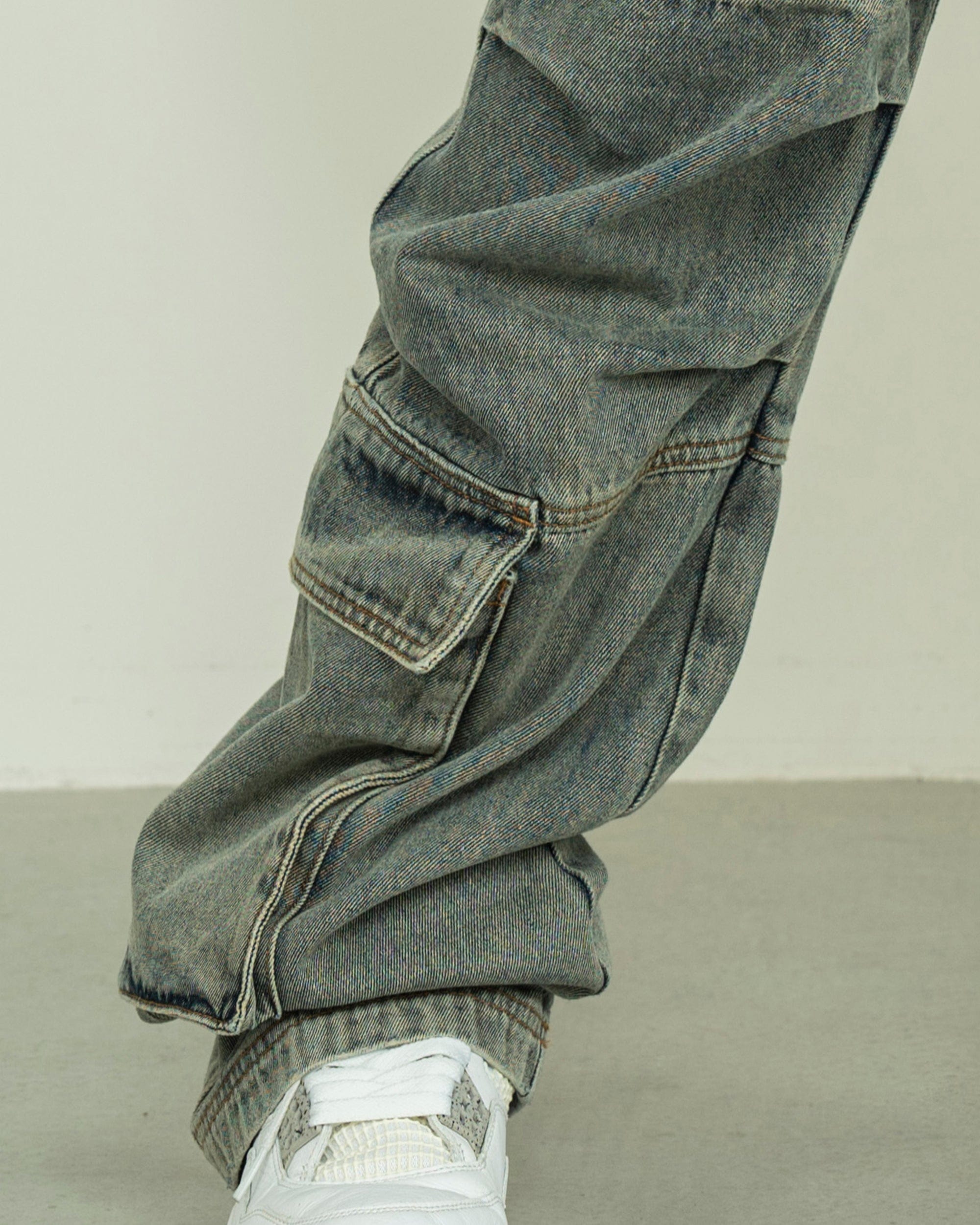 MAKEMORE Washed Denim Cargo