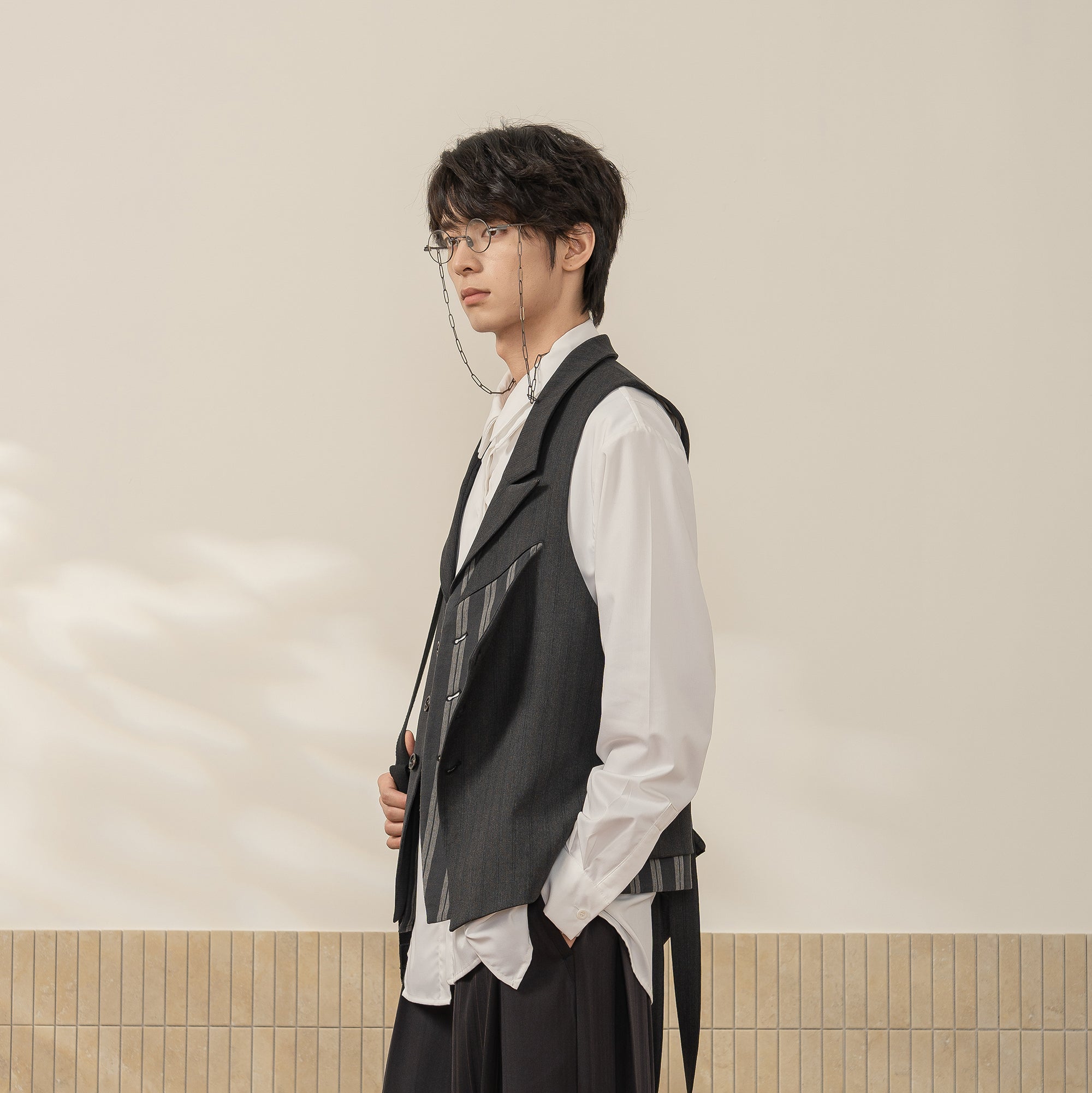 MOITIEDEPETALE Stripe-Spliced Double Layer Vest