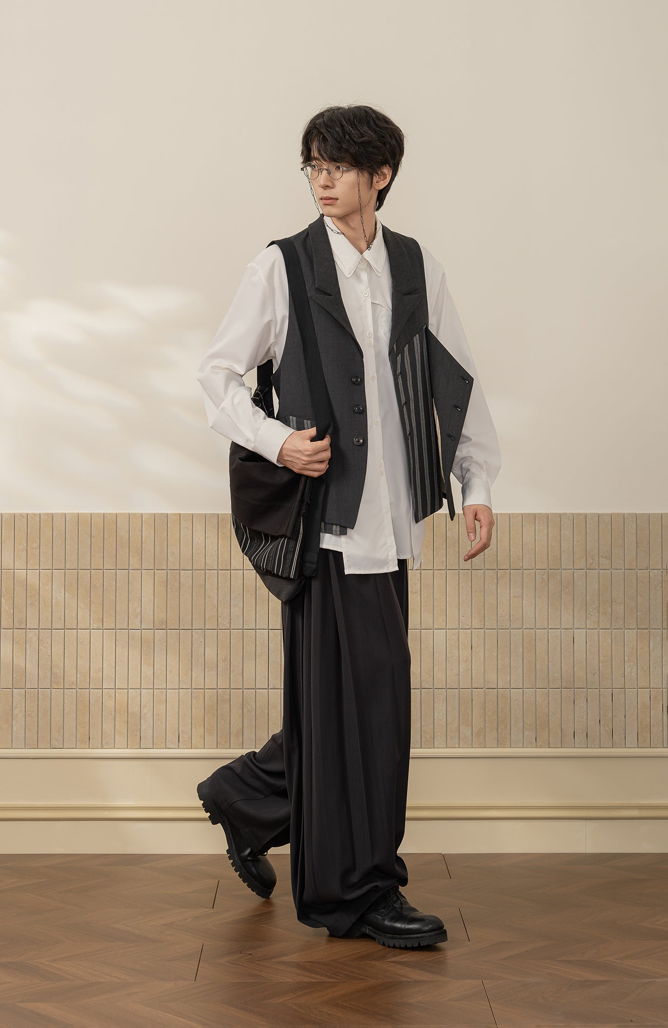 MOITIEDEPETALE Stripe-Spliced Double Layer Vest