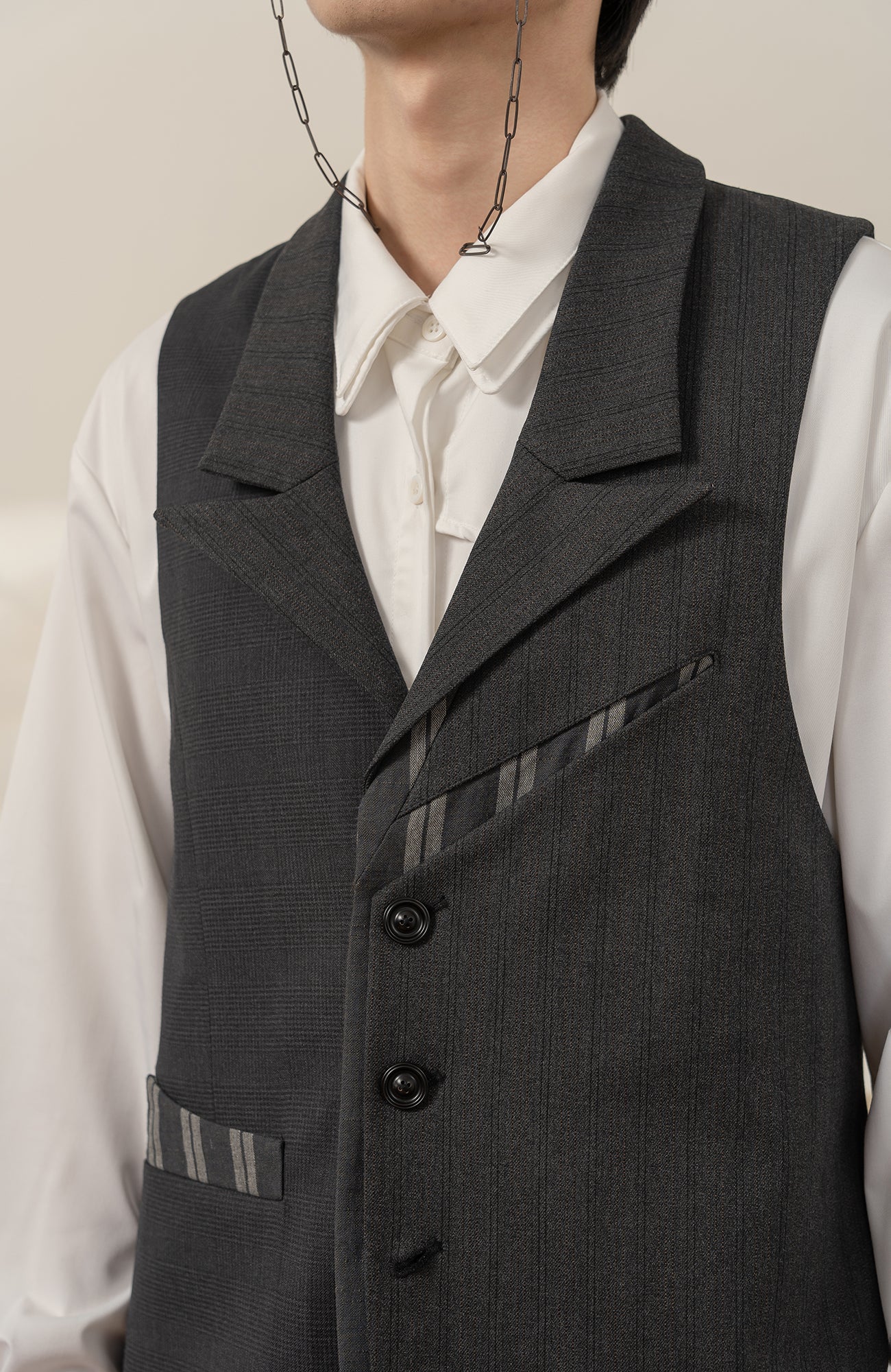 MOITIEDEPETALE Stripe-Spliced Double Layer Vest