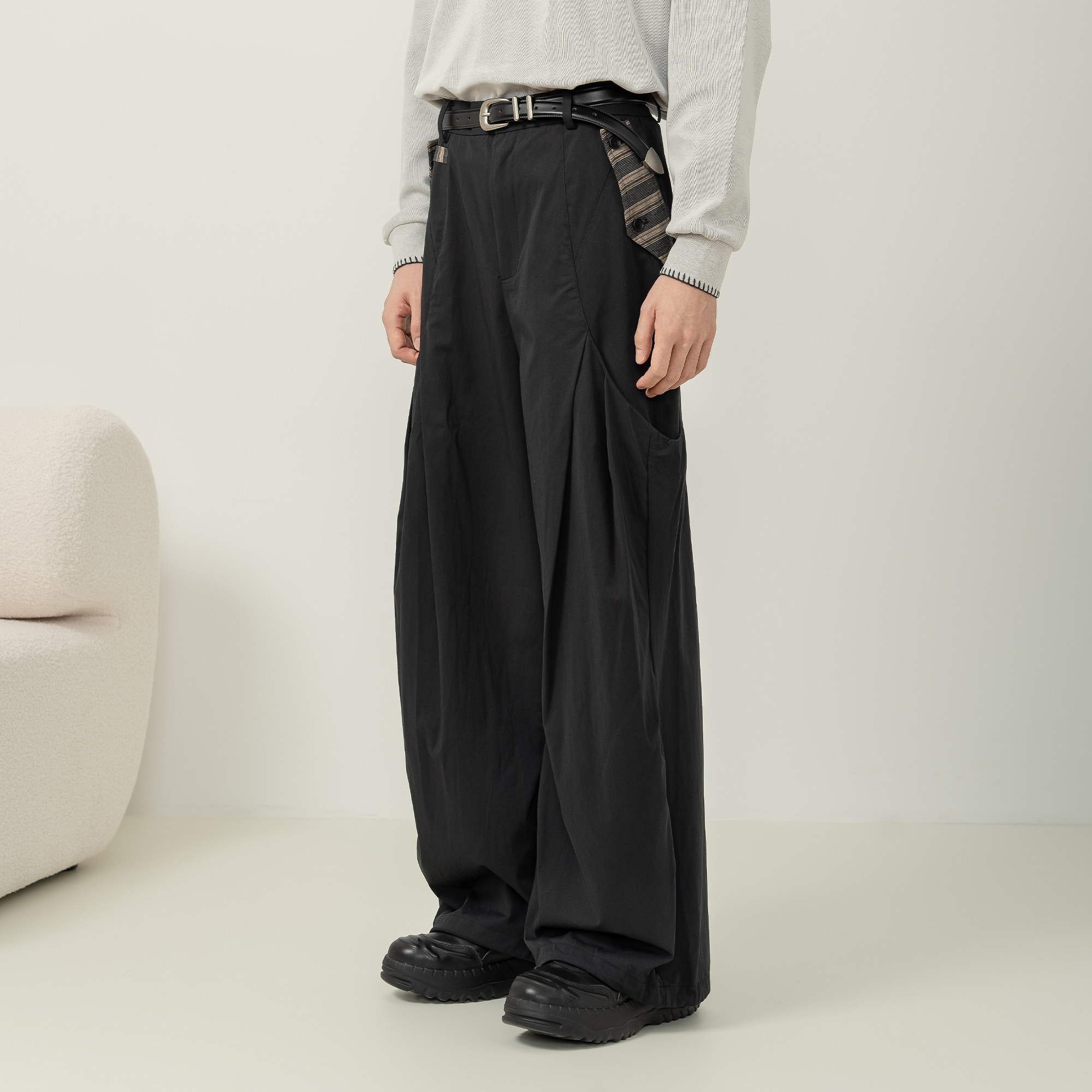 MOITIEDEPETALE Pleated Panel Oversized Cargo Pants