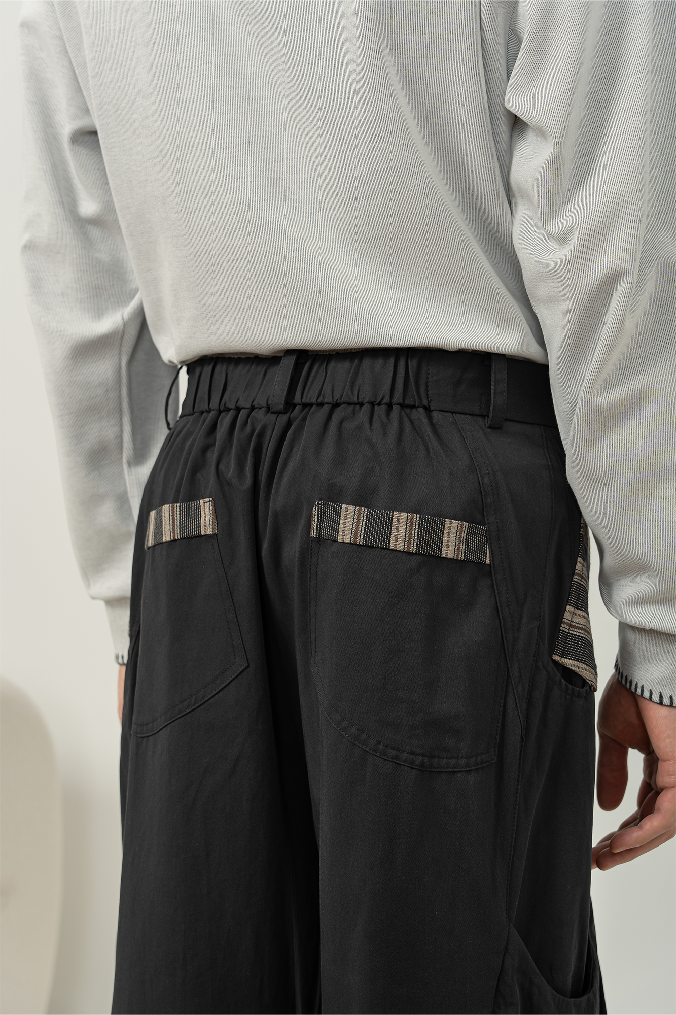 MOITIEDEPETALE Pleated Panel Oversized Cargo Pants