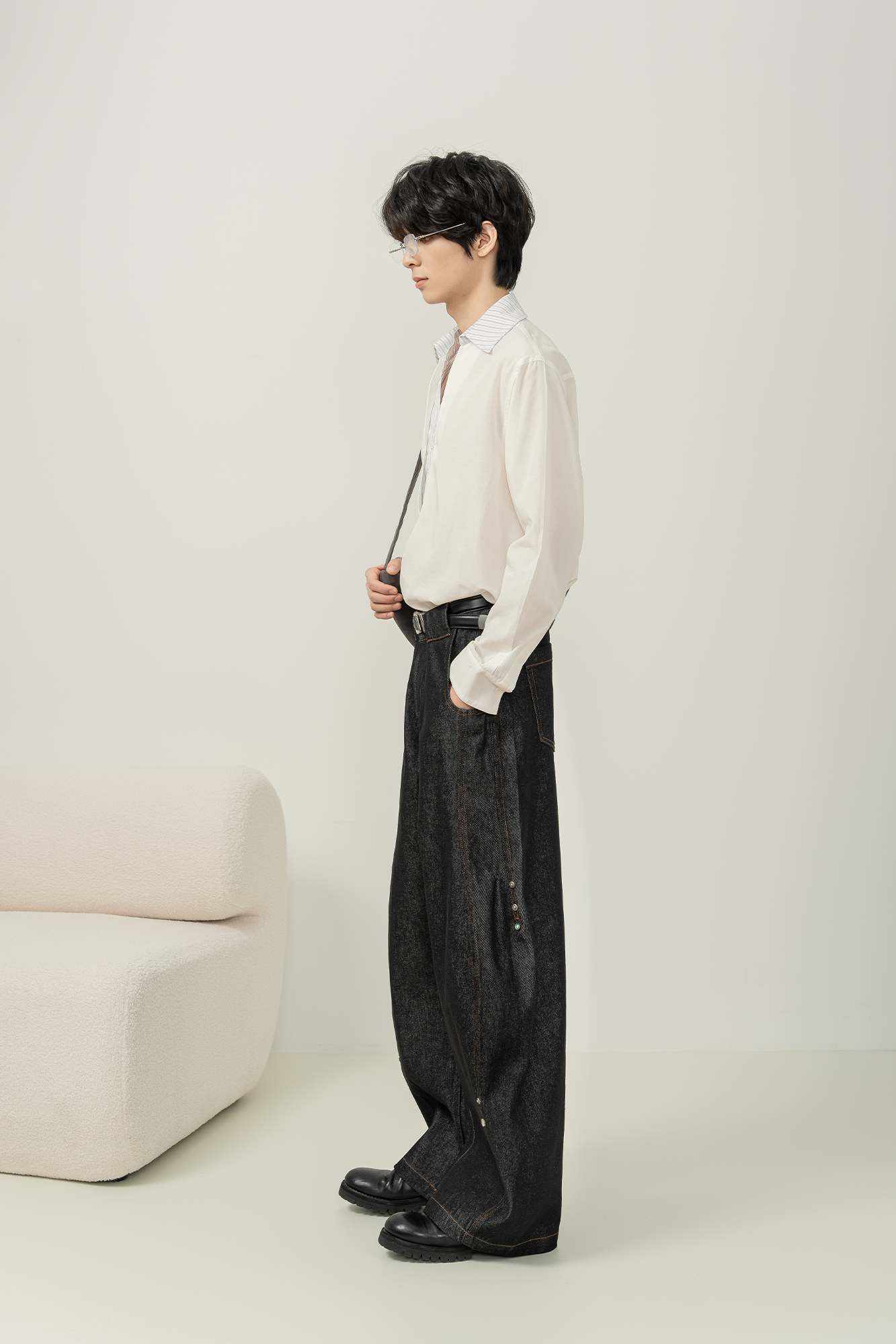 MOITIEDEPETALE Panel Stited Rivet Balloon-Leg Raw Jeans