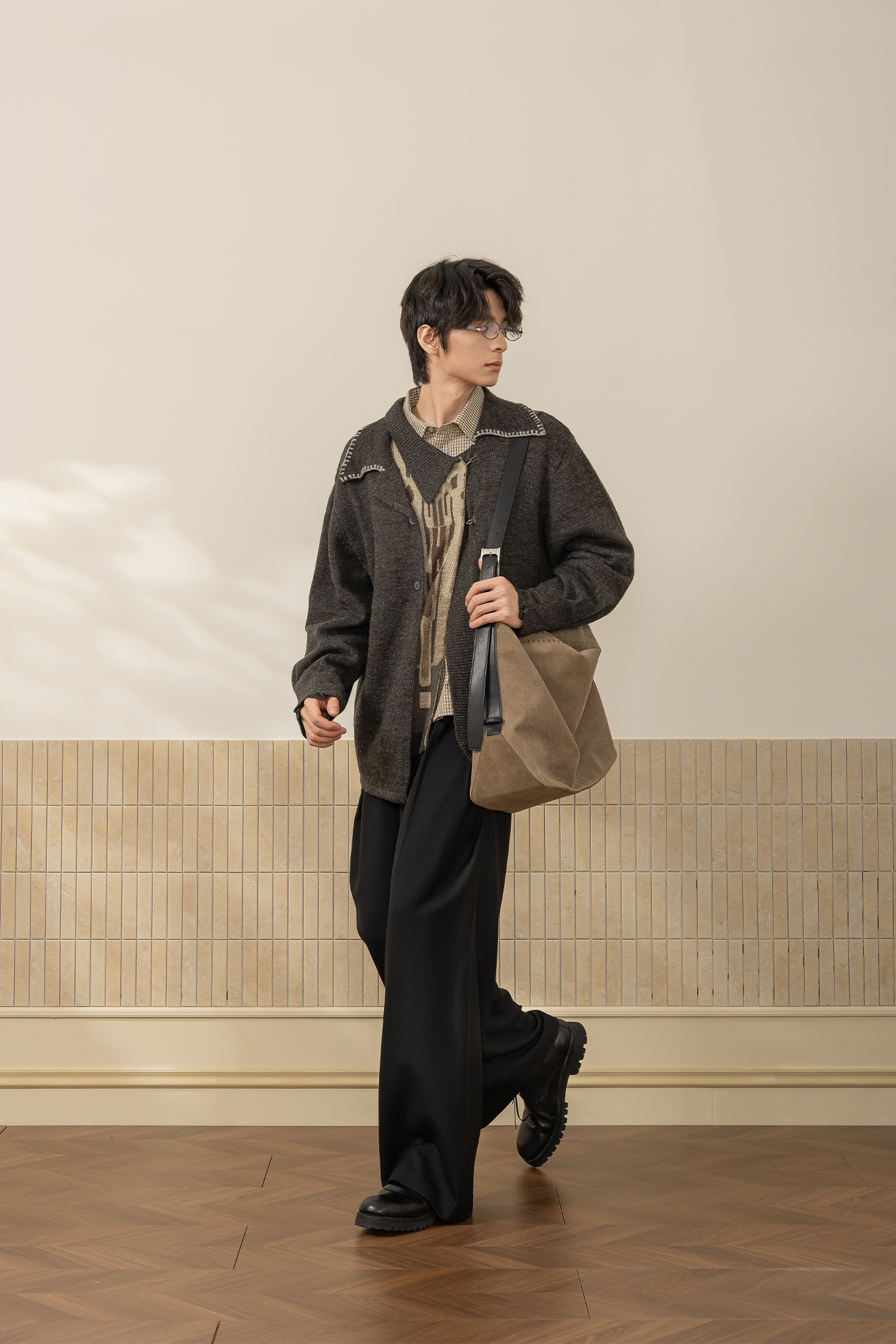 MOITIEDEPETALE Wool-Blended Pleats Trousers