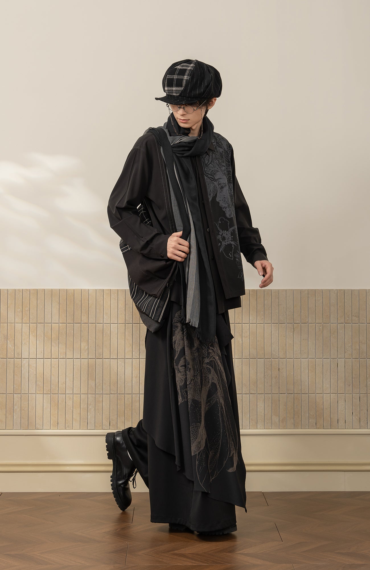 MOITIEDEPETALE Graphic Double-Layered Striped Shirt