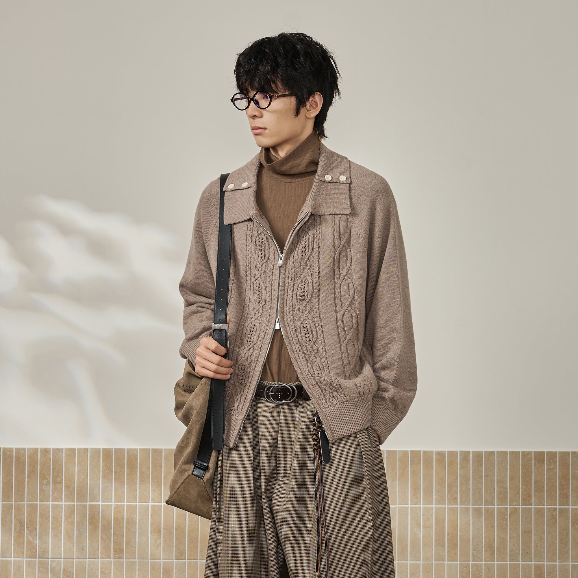 MOITIEDEPETALE Modern Cable-Knit Zip-Up Cardigan