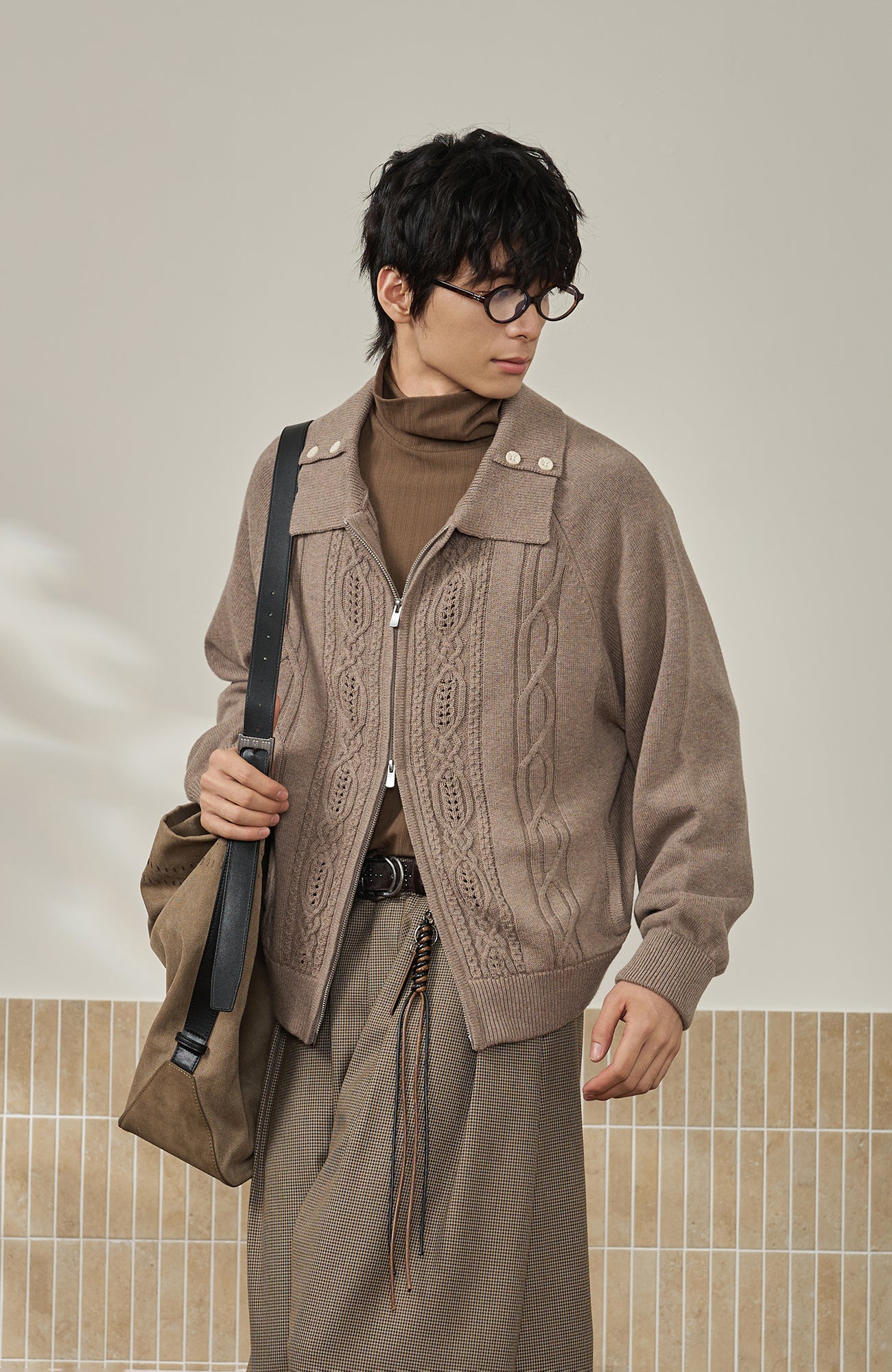 MOITIEDEPETALE Modern Cable-Knit Zip-Up Cardigan