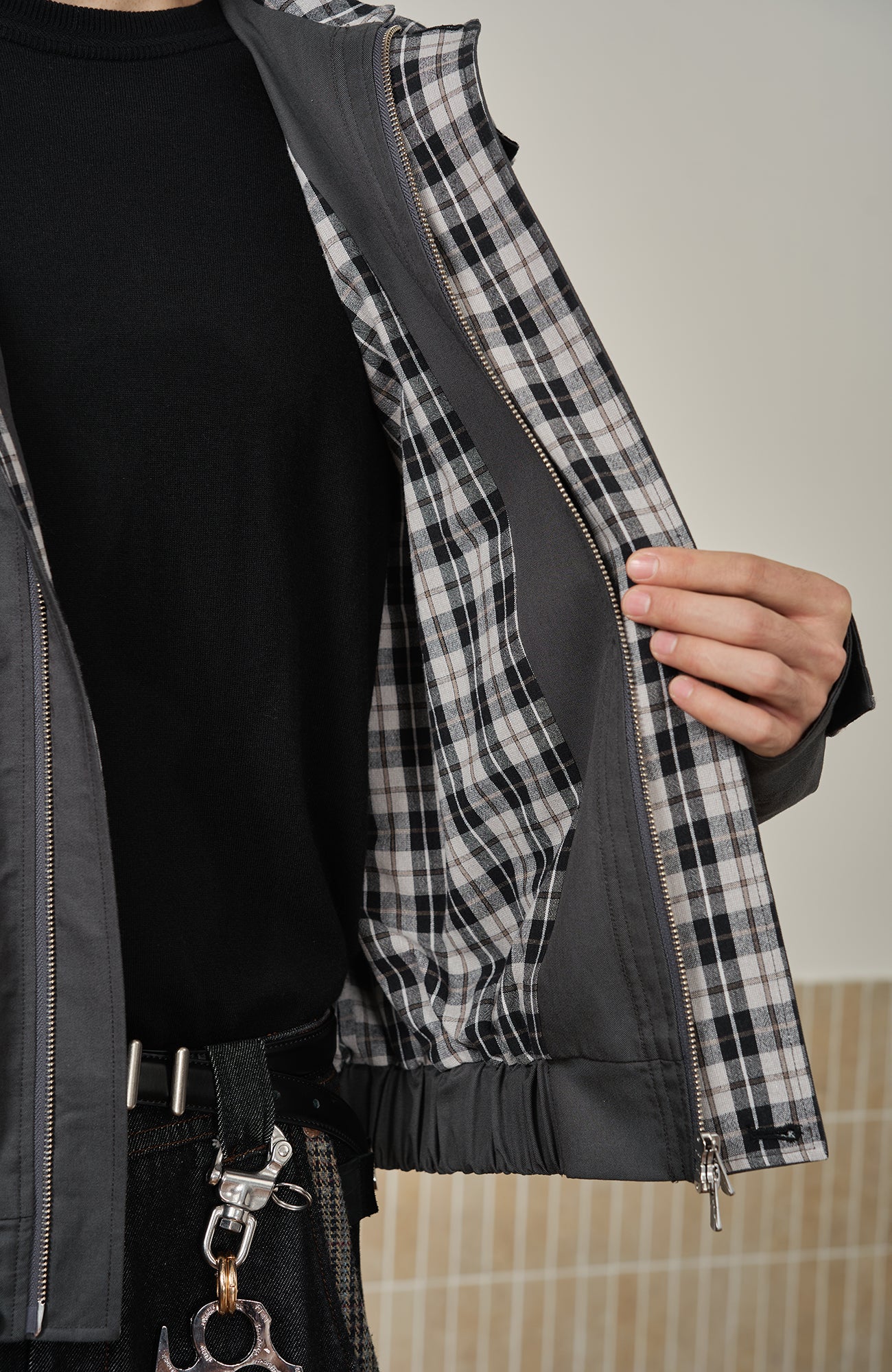 MOITIEDEPETALE Convertible Collar & Hood Plaid Pocket Jacket