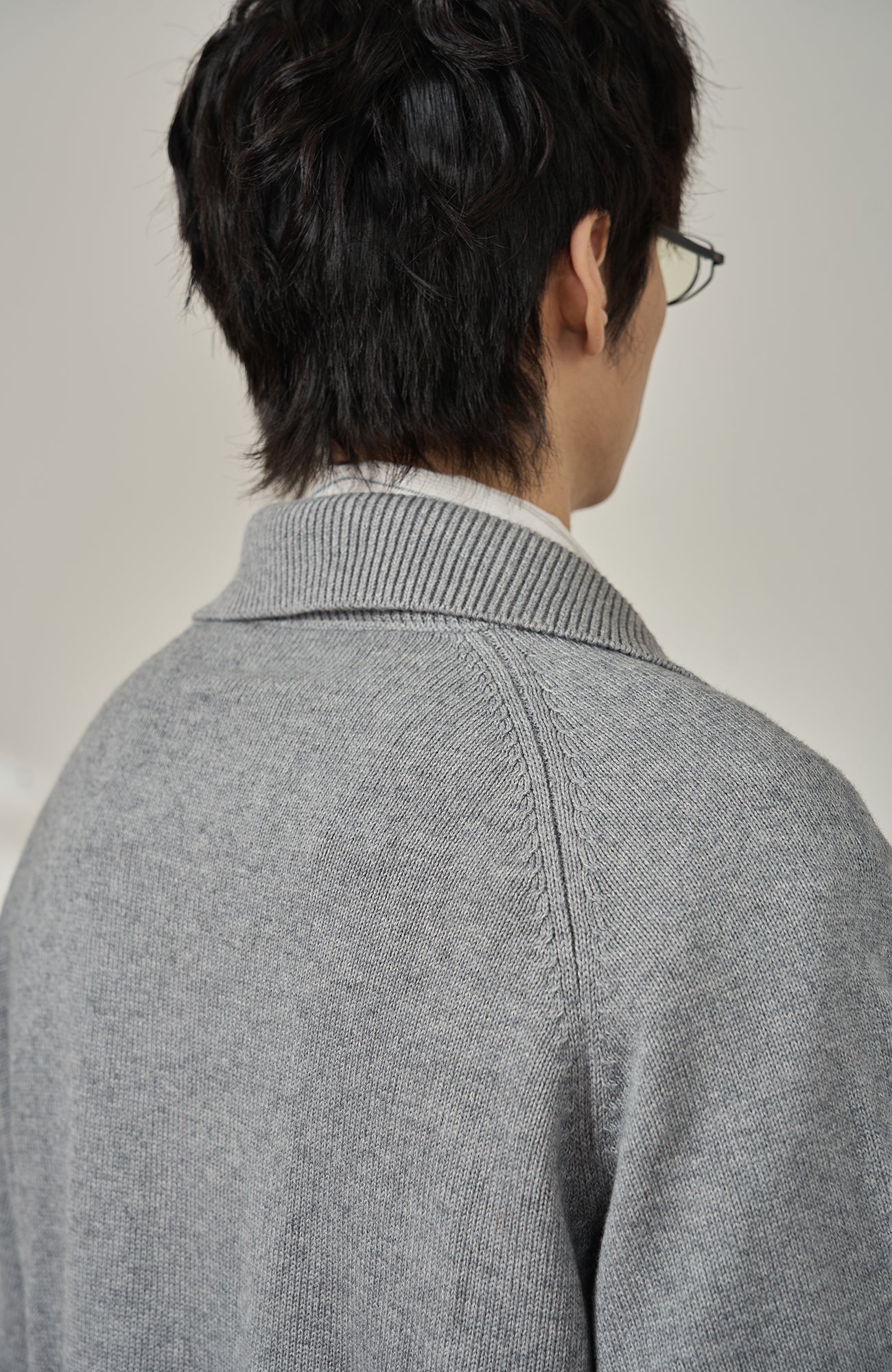 MOITIEDEPETALE Modern Cable-Knit Zip-Up Cardigan