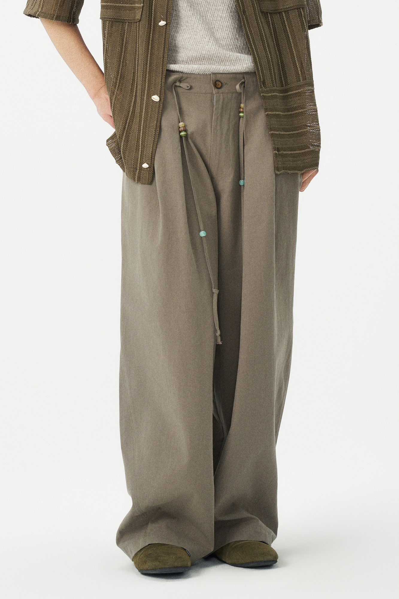 GONGHE REPUB Tie-Waist Pleated Wide-Leg Pants