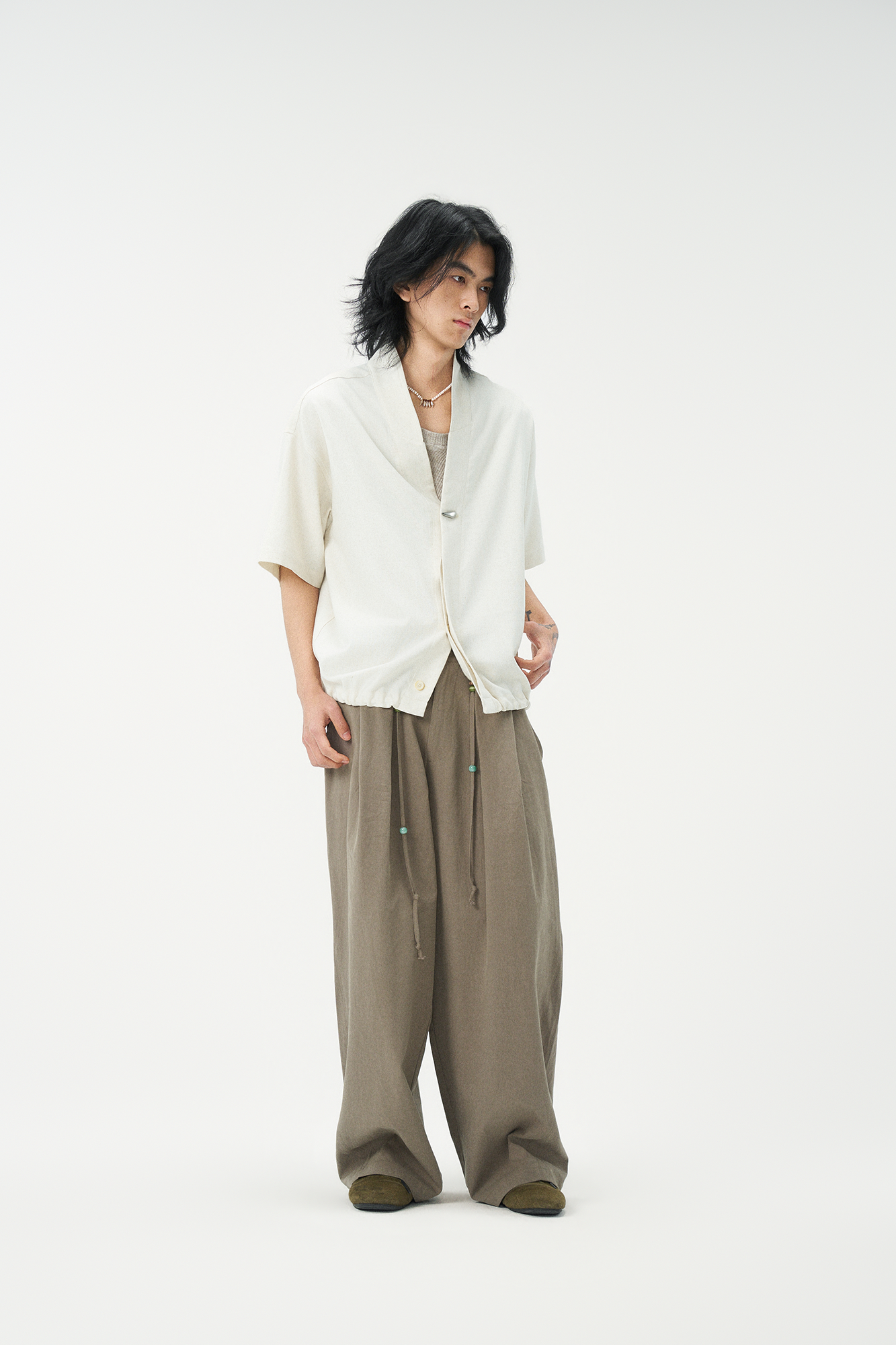 GONGHE REPUB Tie-Waist Pleated Wide-Leg Pants