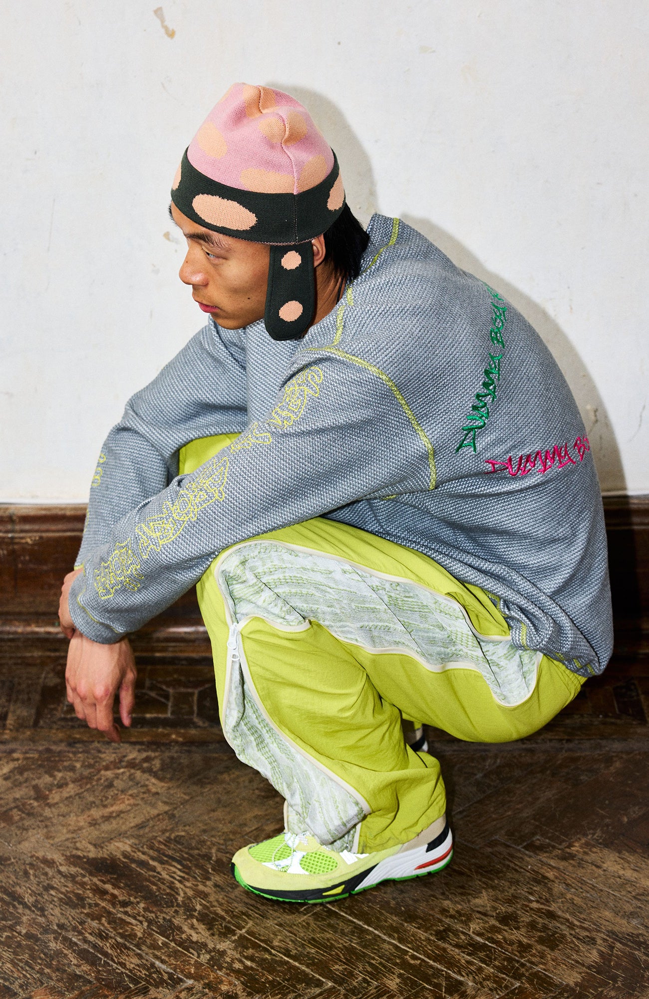 YANLI Fluorescent Mesh Waterproof Track Pants