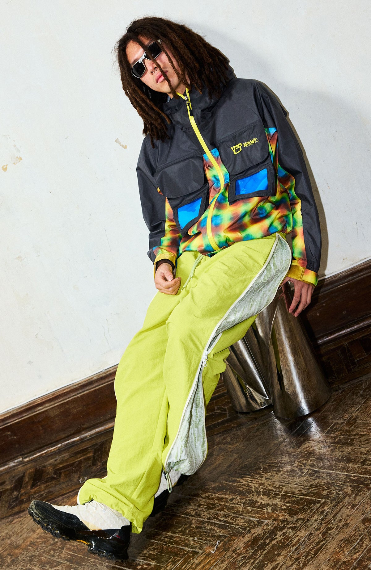 YANLI Plaid Waterproof Athletic Windbreaker