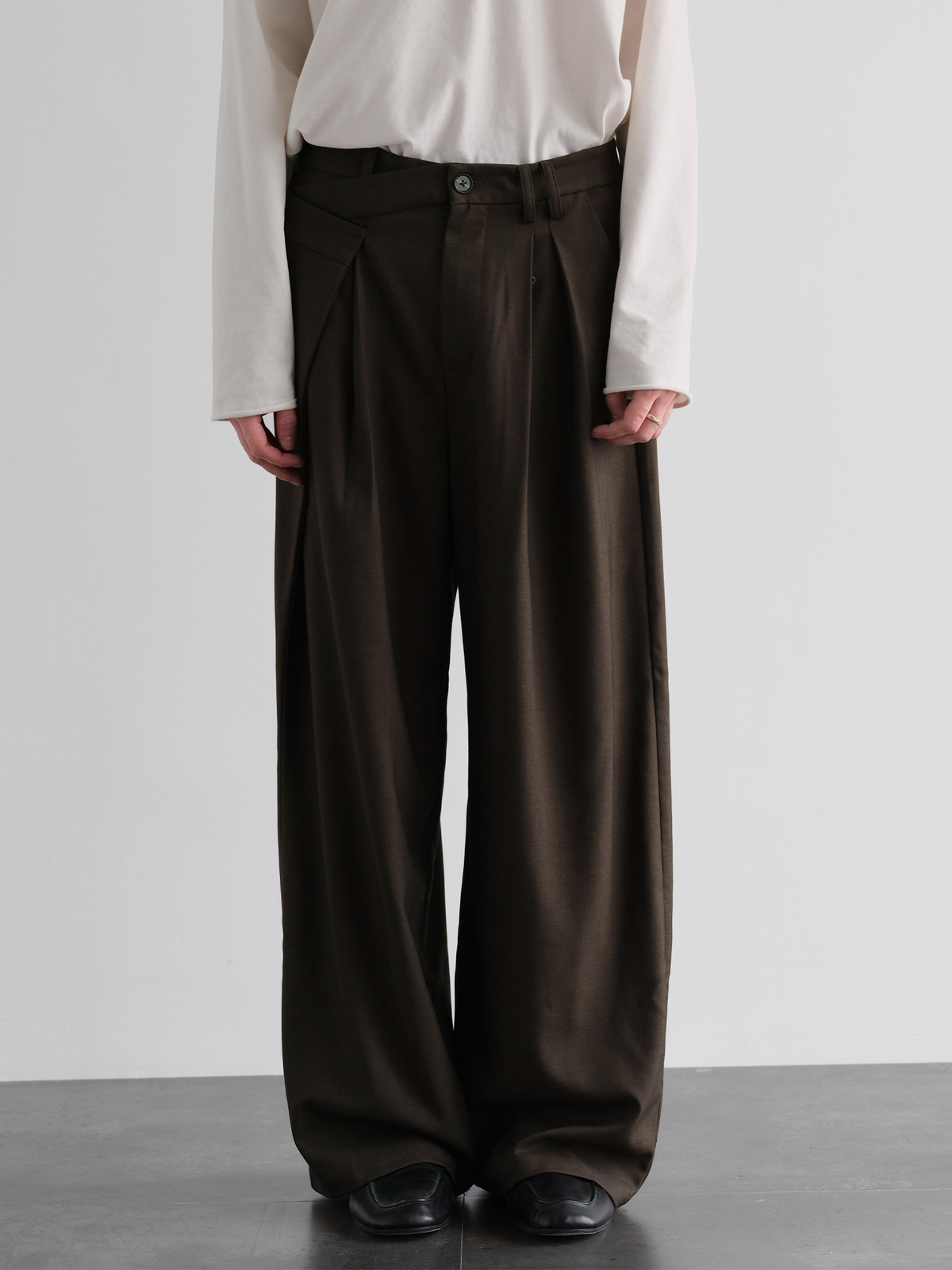 ORGANIC EMOTION Deconstructed Asymmetrical Pleated Trousers