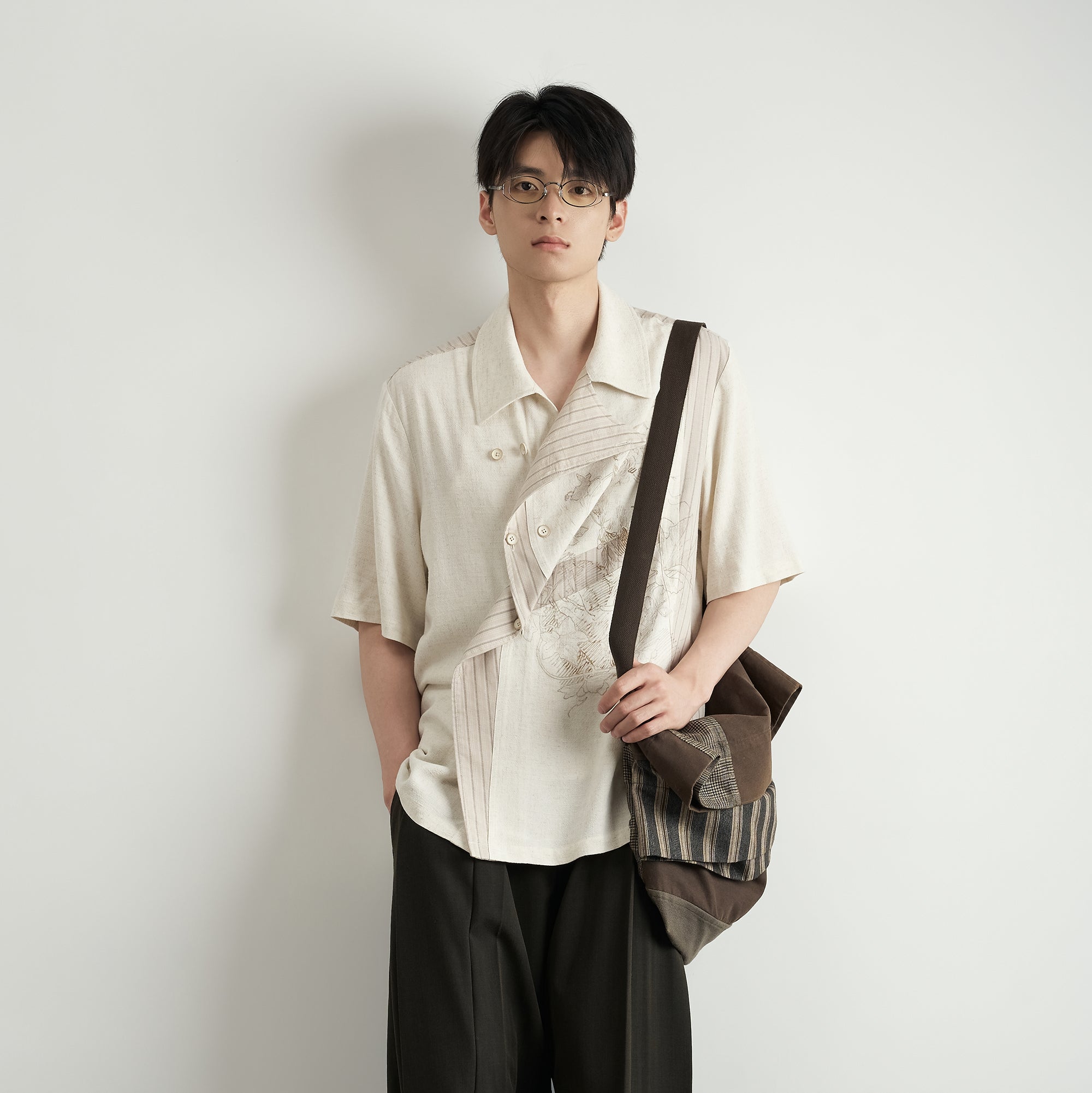 MOITIEDEPETALE Asymmetrical Floral Sketch Linen-Blend Shirt