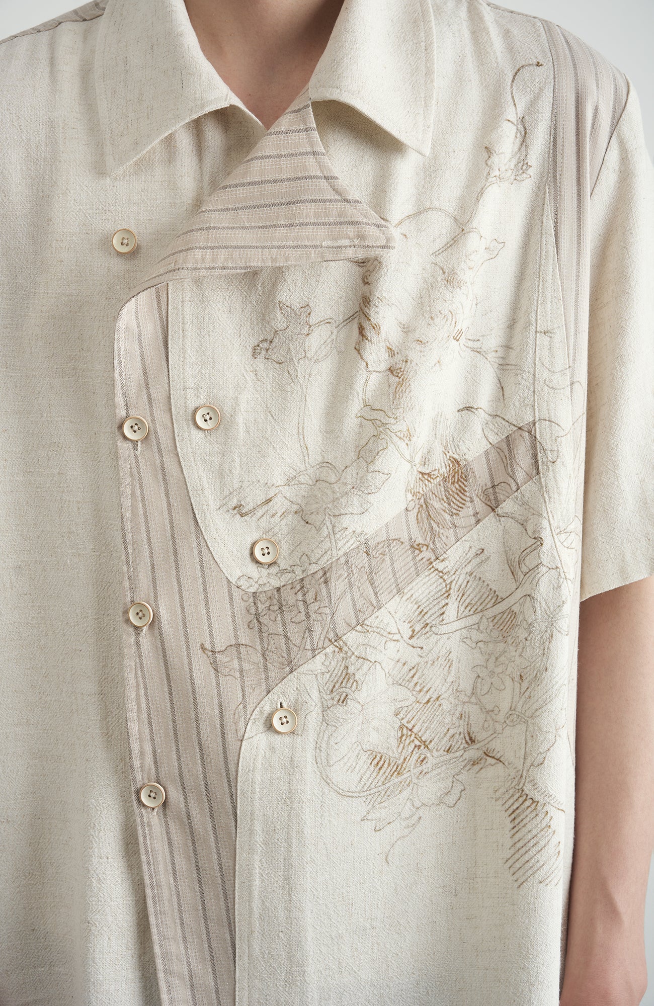 MOITIEDEPETALE Asymmetrical Floral Sketch Linen-Blend Shirt