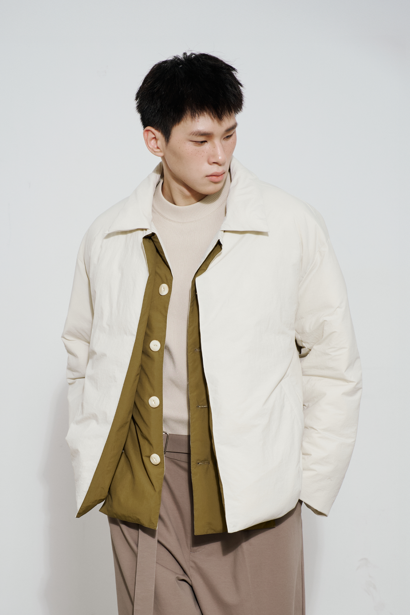 SAME FLOW Layered Contrast Placket Puffer Jacket