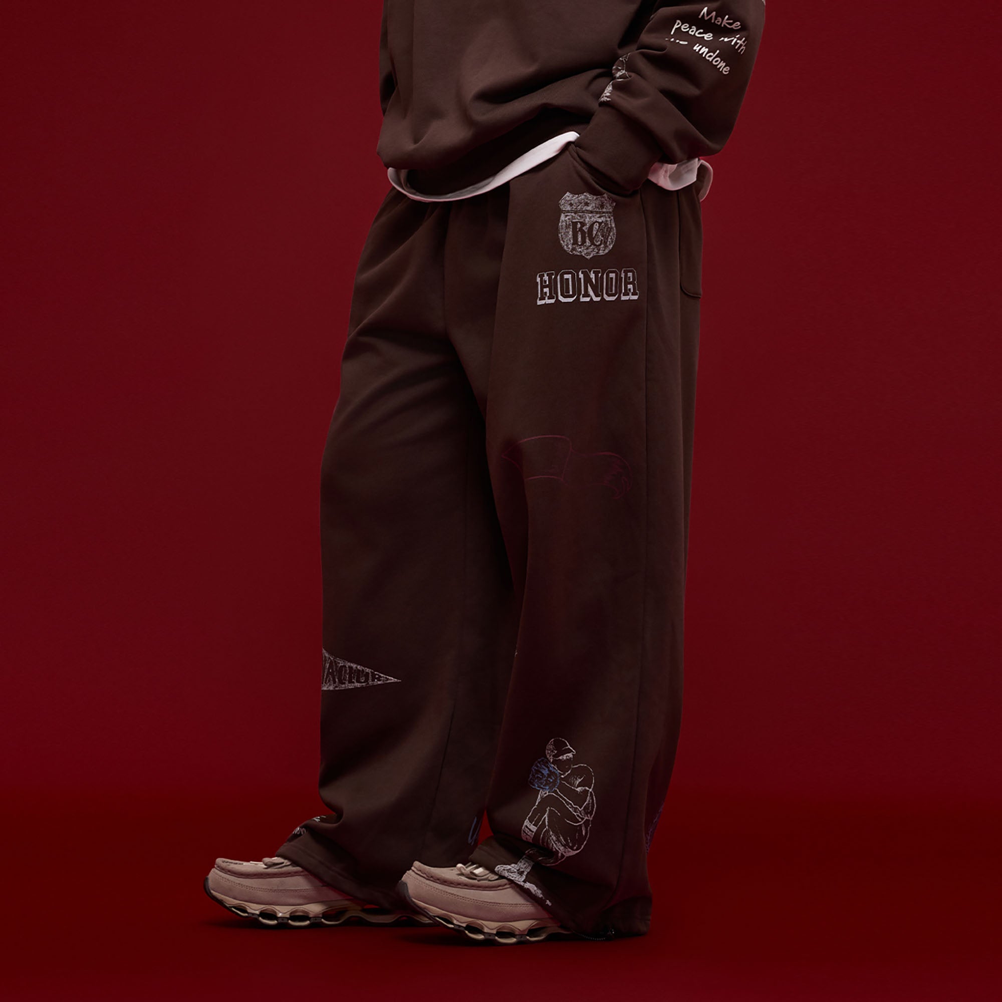 BANANA CLUB Classic Doodle Graphic Sweatpants